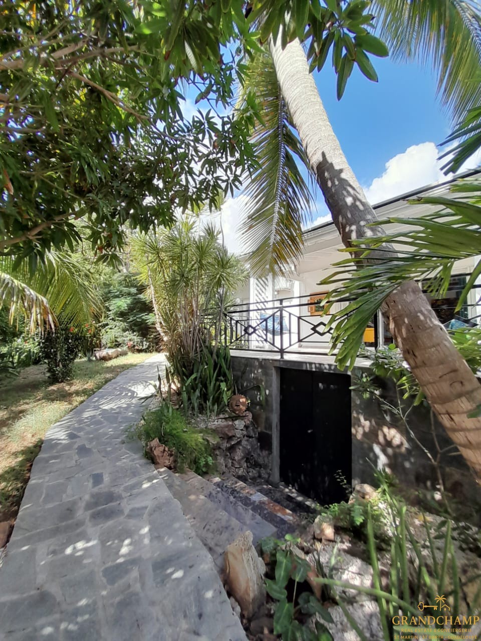 Villa à vendre à Saint martin, 180 m², 5 pièces – photo 2 sur 20