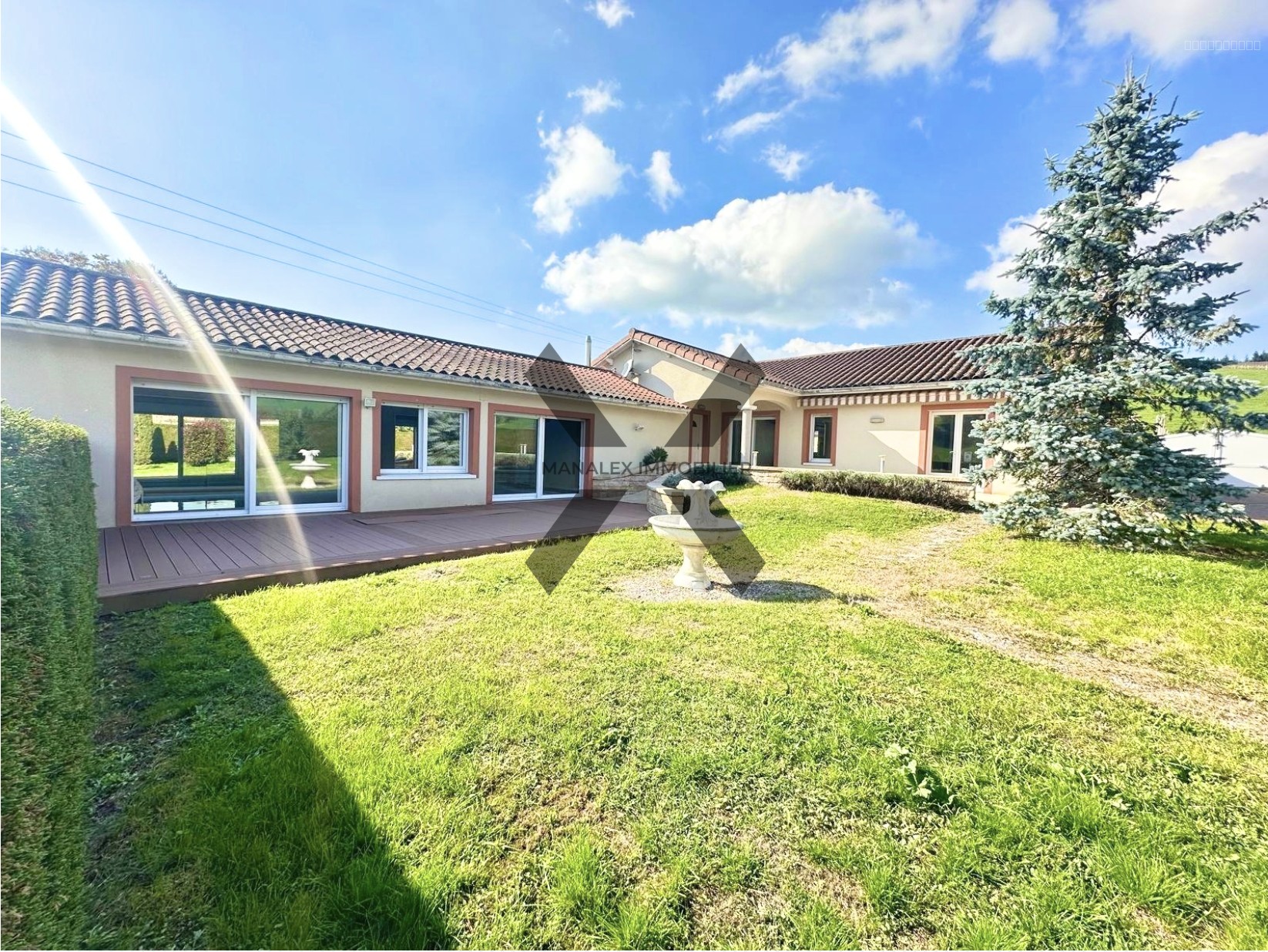 MAISON - 133m2 habitable - 3 chambres - Piscine - Jardin — photo 1