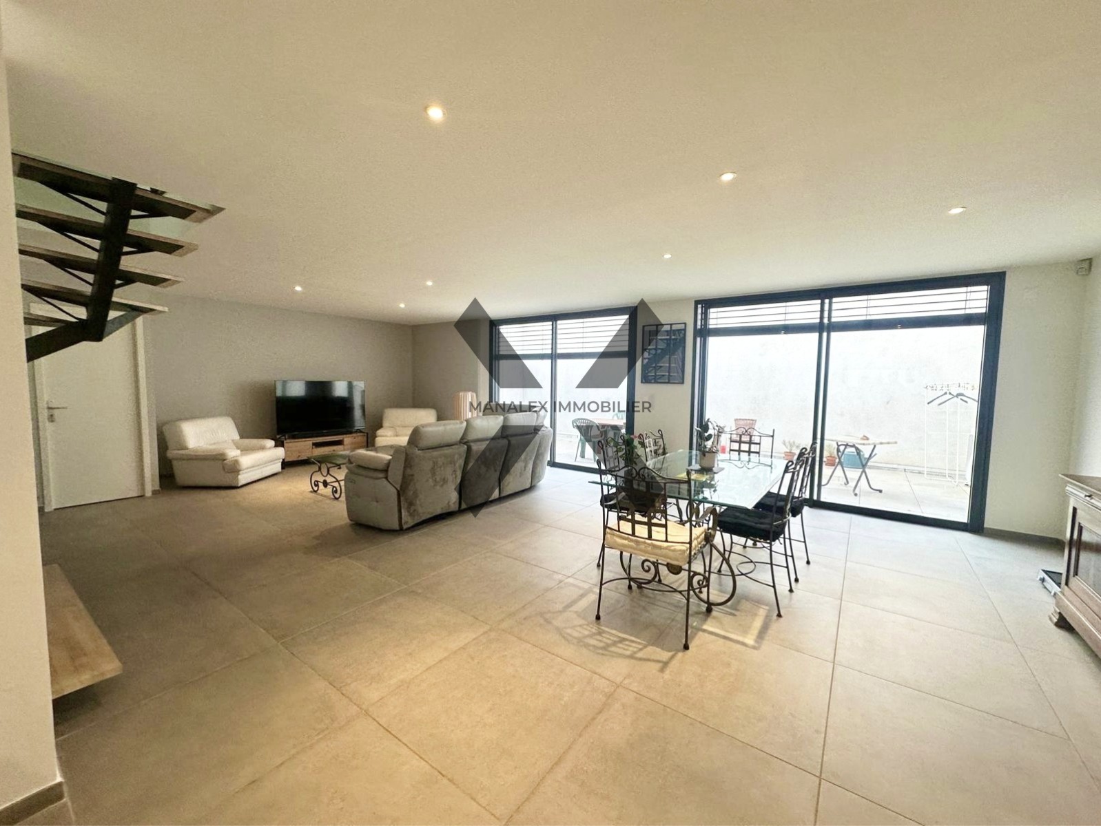Loft à vendre à Riorges, 70 m², 4 pièces – photo 1 sur 11