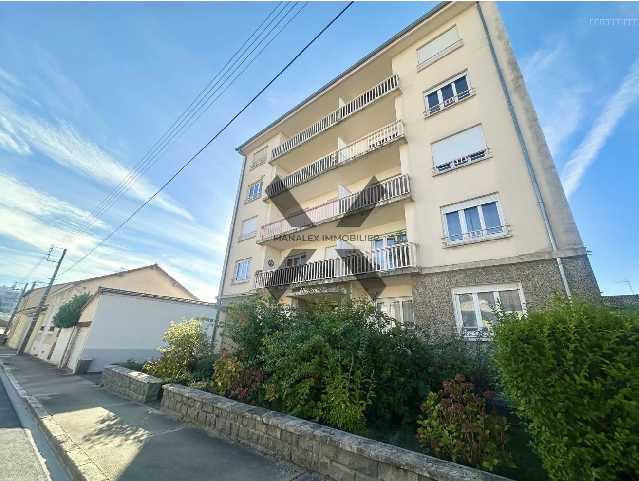 Appartement à vendre à Roanne, 30,44 m², 1 pièce – photo 1 sur 8