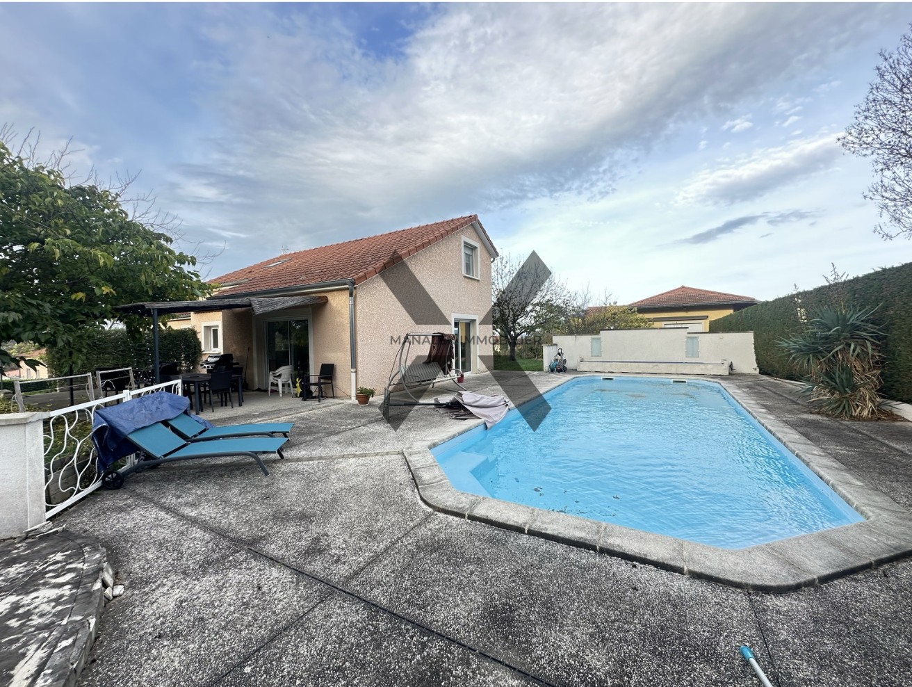Maison à vendre à Commelle vernay, 45 m², 6 pièces – photo 2 sur 14