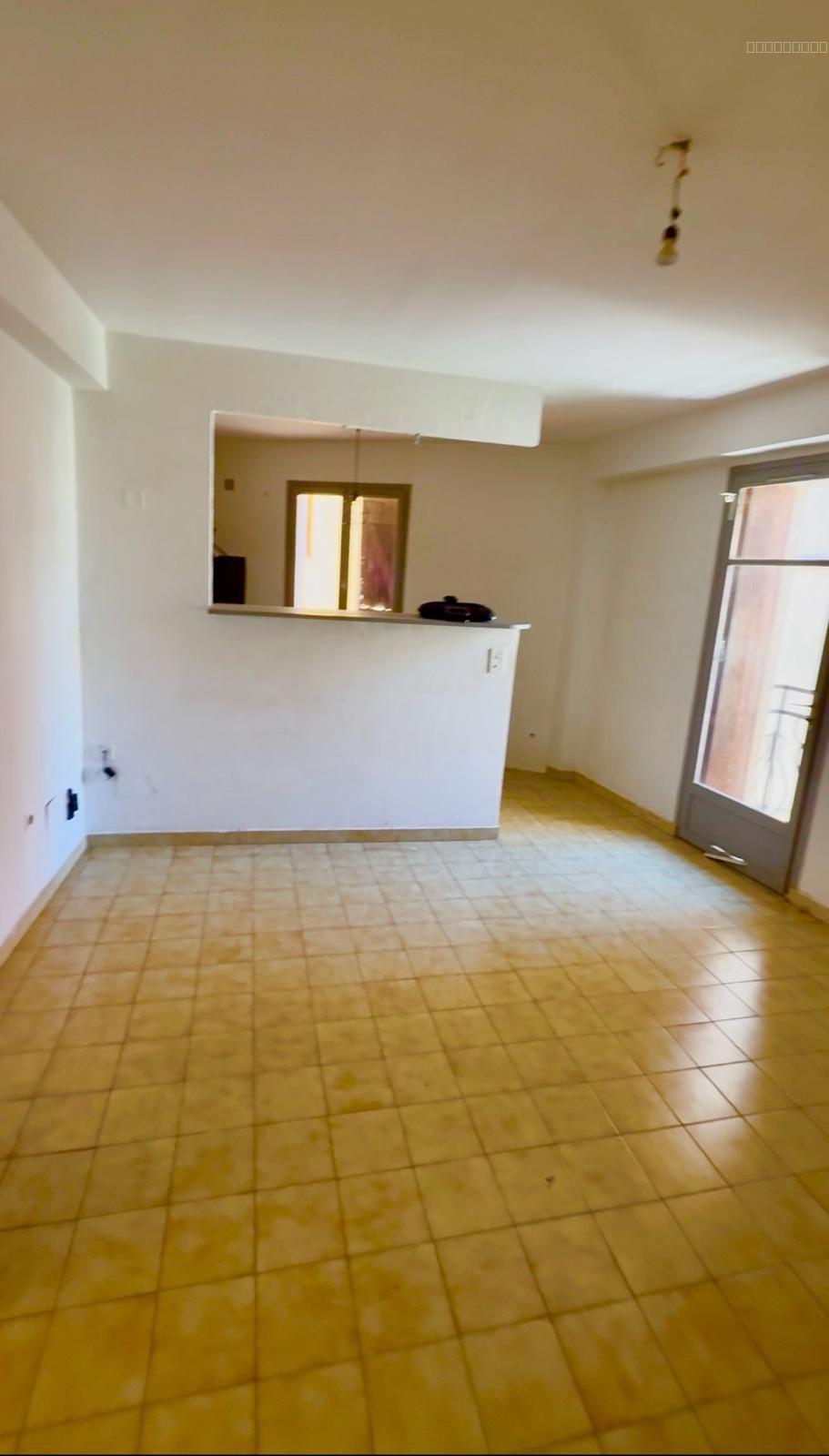 Maison à vendre à St laurent du var, 32,87 m², 5 pièces – photo 3 sur 7