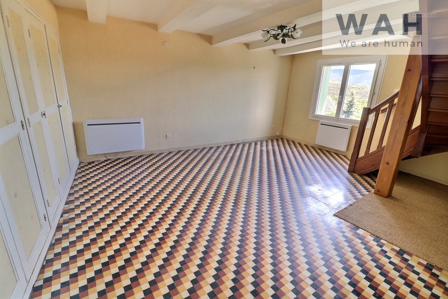 Villa à vendre à Nebian, 124 m², 5 pièces – photo 1 sur 9