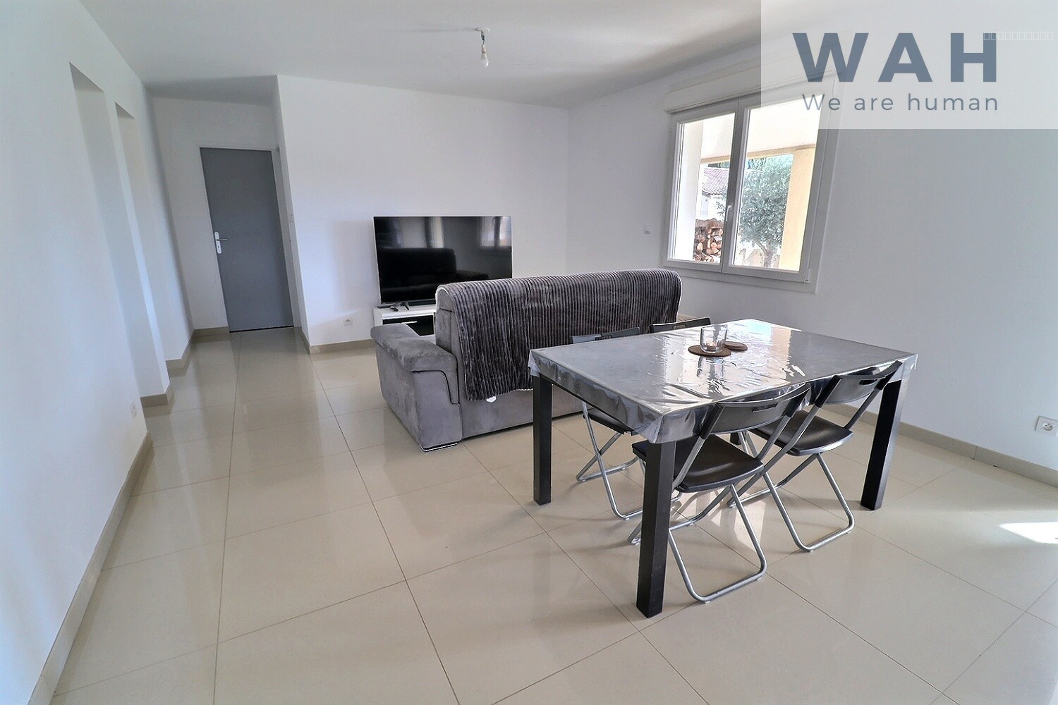 Villa à vendre à Plaissan, 34 m², 4 pièces – photo 3 sur 11