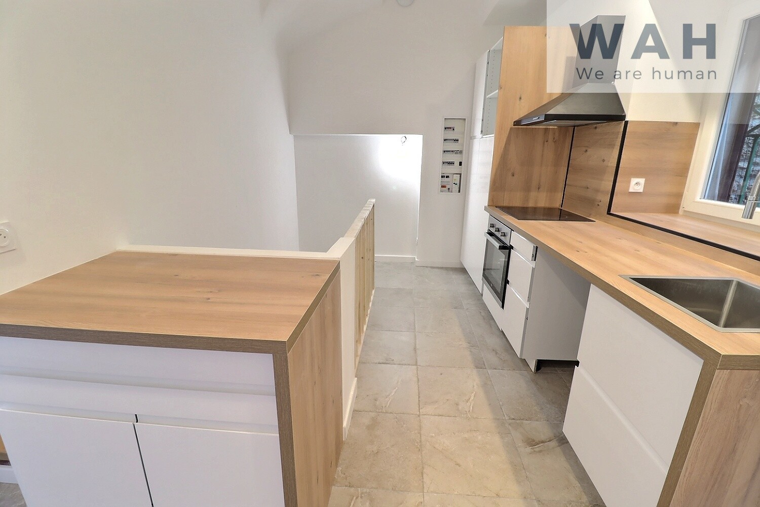 Bien immobilier à vendre à Thezan les beziers, 92 m², 5 pièces – photo 1 sur 12