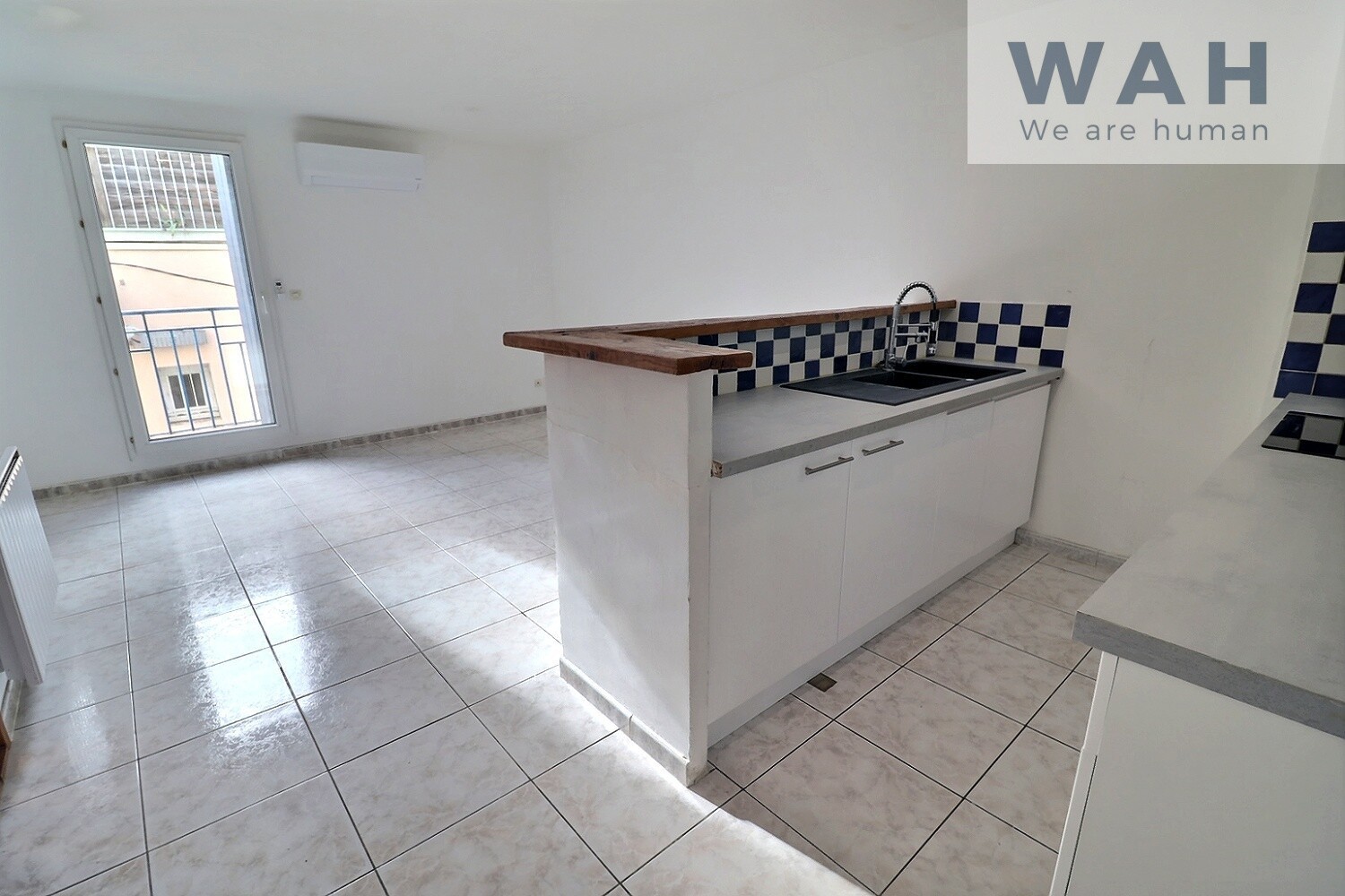 Bien immobilier à vendre à Clermont l herault, 26 m², 2 pièces – photo 1 sur 11