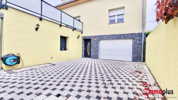 Maison à vendre à Rosenau, 170 m², 6 pièces – photo 1 sur 13