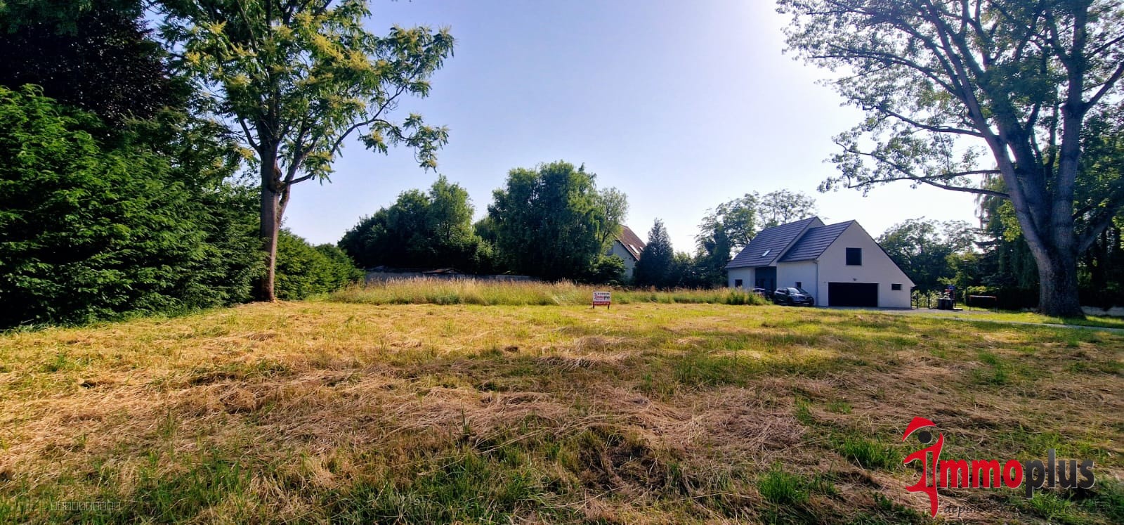 Bien immobilier à vendre à Rosenau, 554 m² – photo 2 sur 3