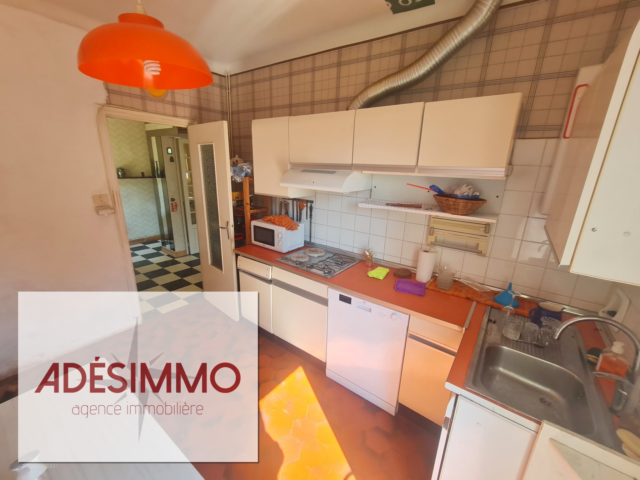 Villa T5 avec terrain plus piscine sur 3724m2 à remettre aux normes — photo 6