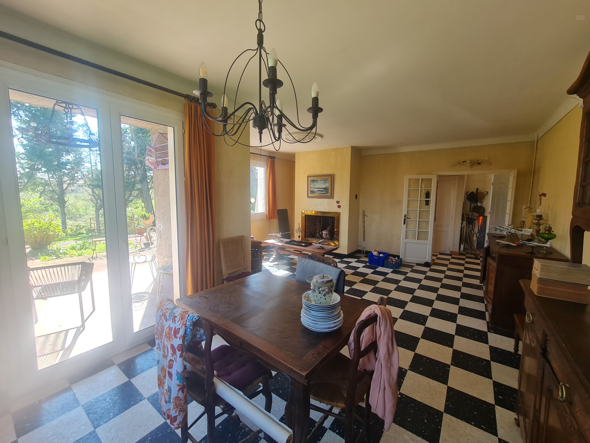 Villa T5 avec terrain plus piscine sur 3724m2 à remettre aux normes — photo 5