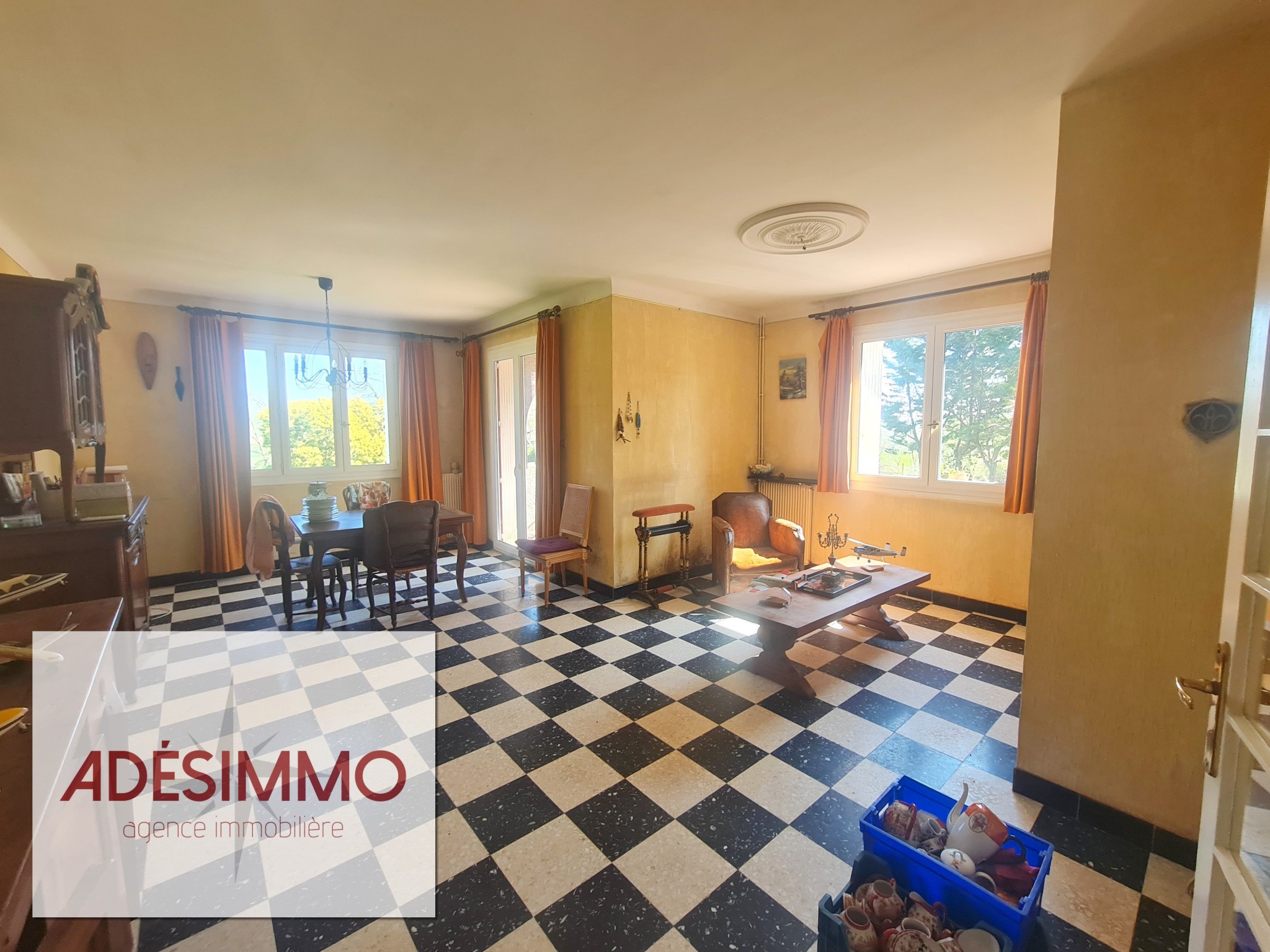 Villa T5 avec terrain plus piscine sur 3724m2 à remettre aux normes — photo 4