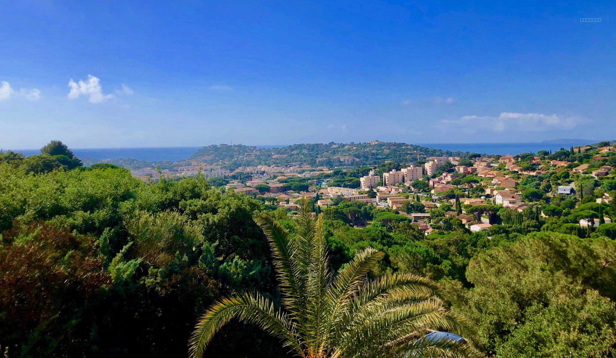 Maison à vendre à Cavalaire sur mer, 140 m², 6 pièces – photo 3 sur 20