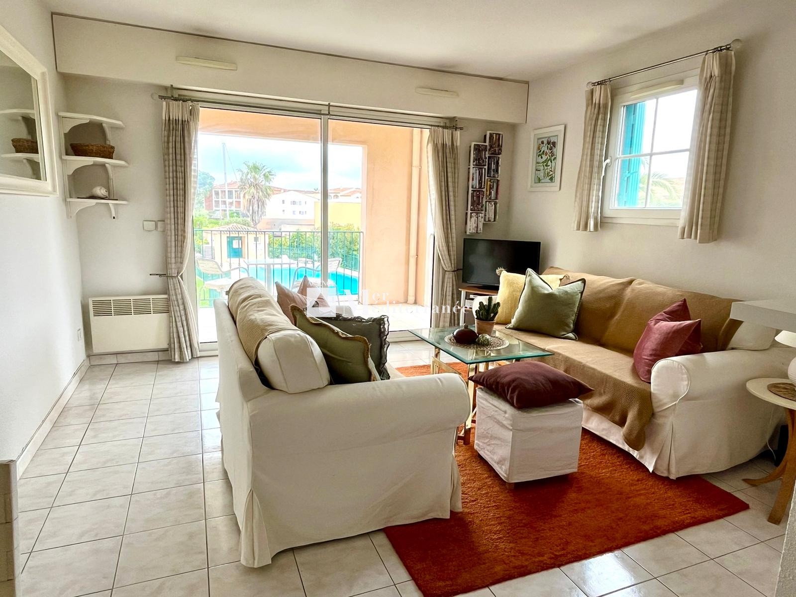 Appartement à vendre à Grimaud, 40,3 m², 2 pièces – photo 2 sur 10