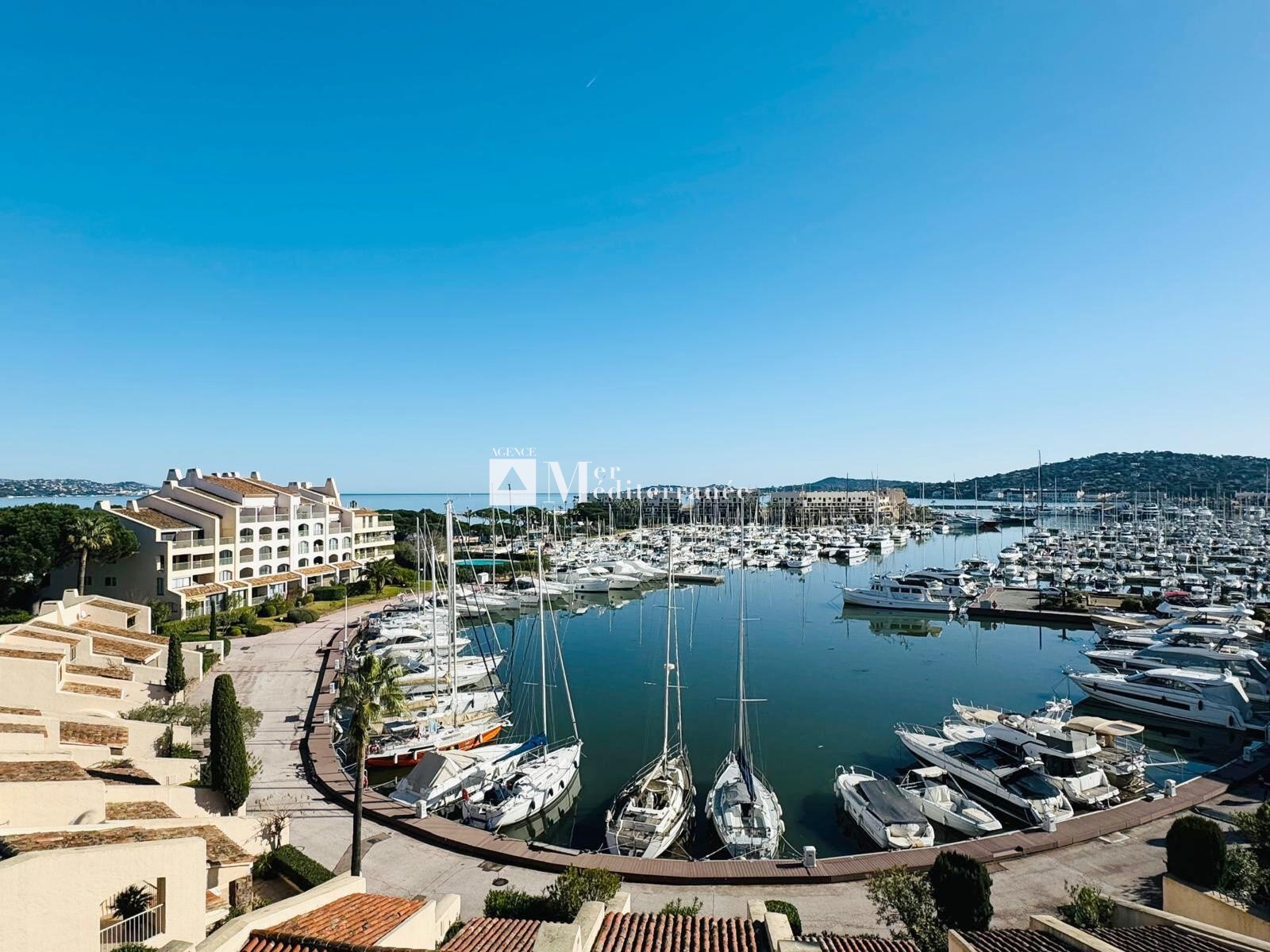 Appartement à vendre à Cogolin, 82 m², 3 pièces – photo 1 sur 15