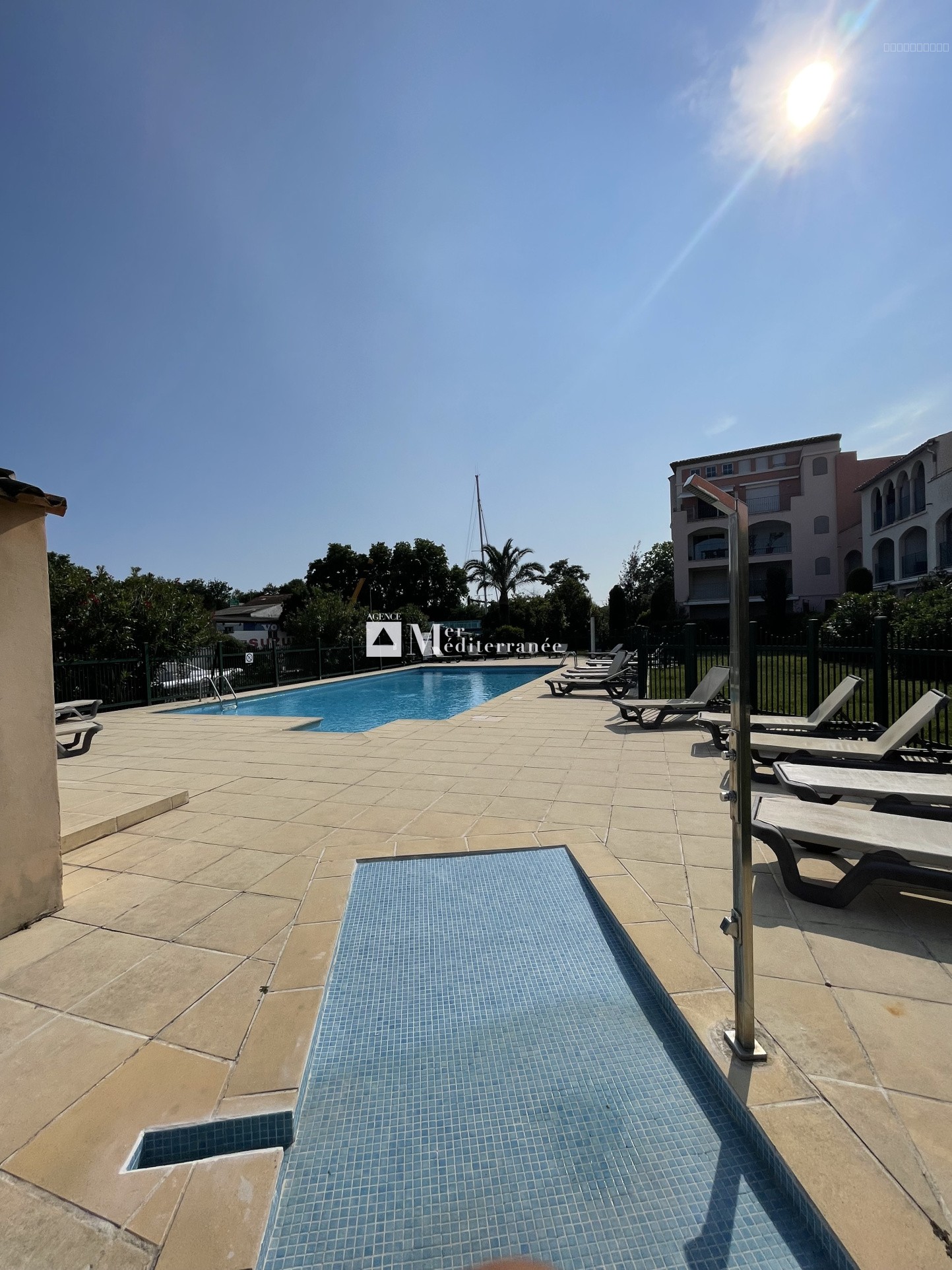 À Port Grimaud, Grand appartement avec terrasse à acheter — photo 11
