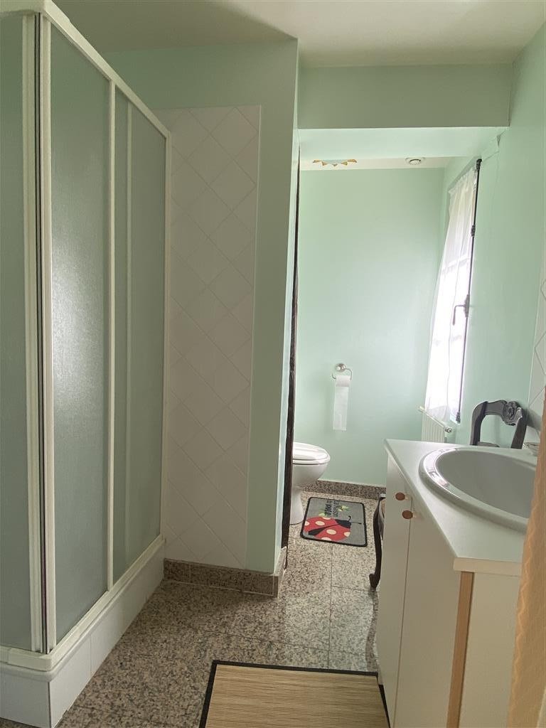 Rare à la vente! L'agence CAZIN IMMOBILIER de VIMOUTIERS vous présente une charmante propriété normande rénové — photo 8