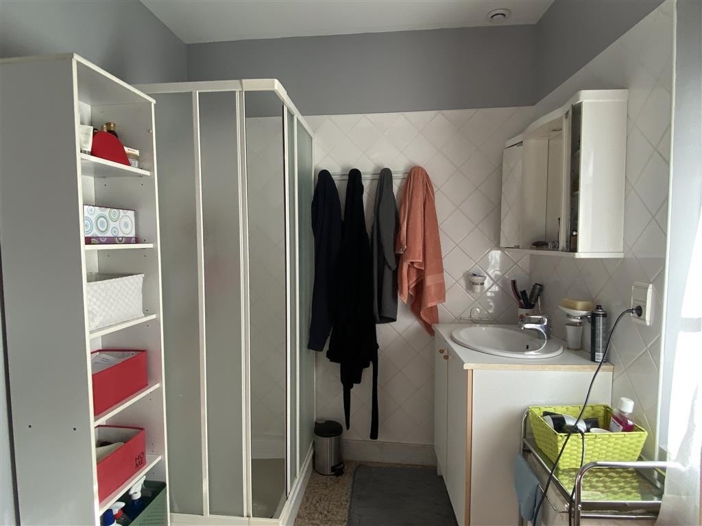 Rare à la vente! L'agence CAZIN IMMOBILIER de VIMOUTIERS vous présente une charmante propriété normande rénové — photo 12