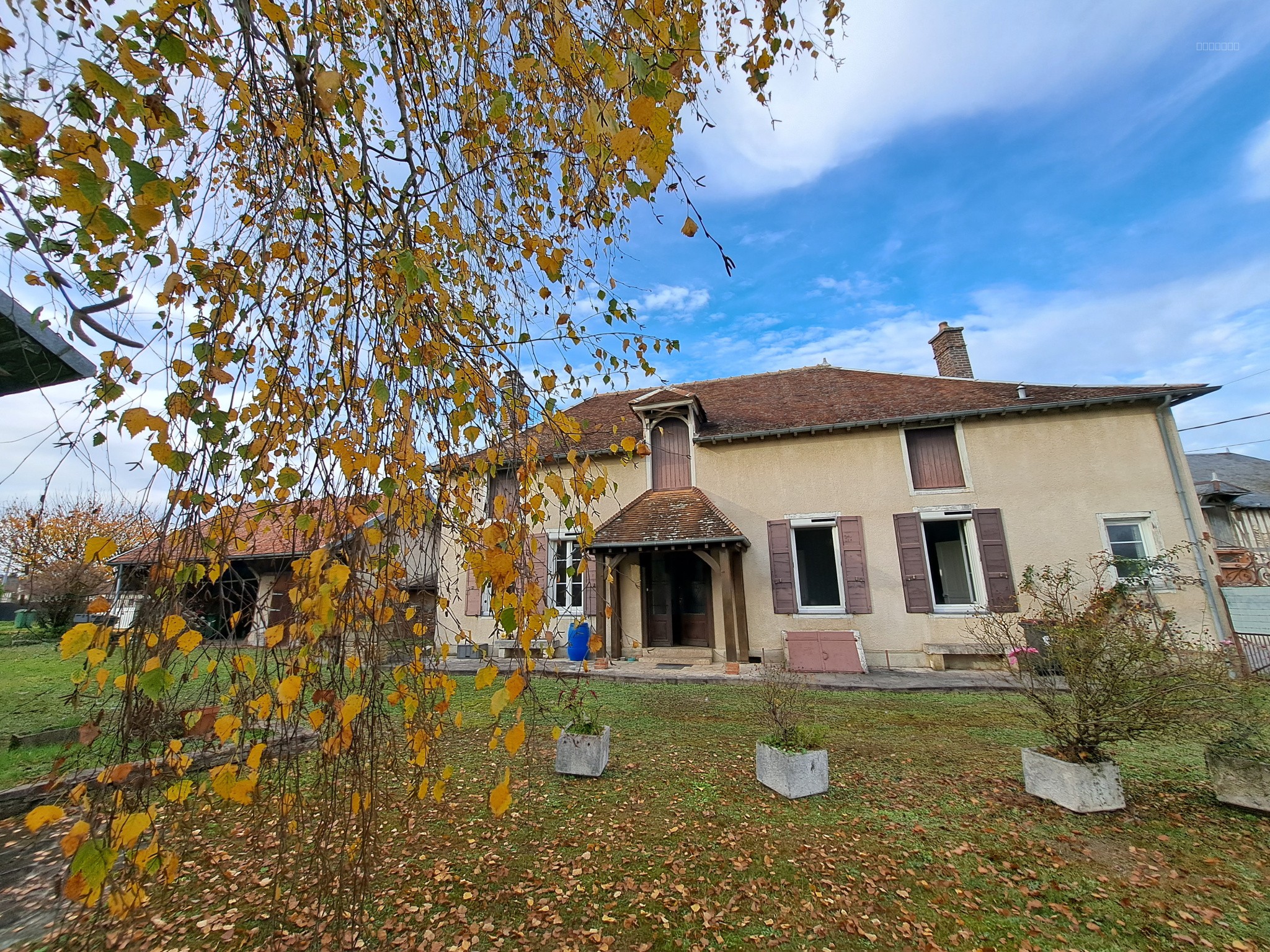 Maison à vendre à Villechetif, 104 m², 8 pièces – photo 1 sur 13