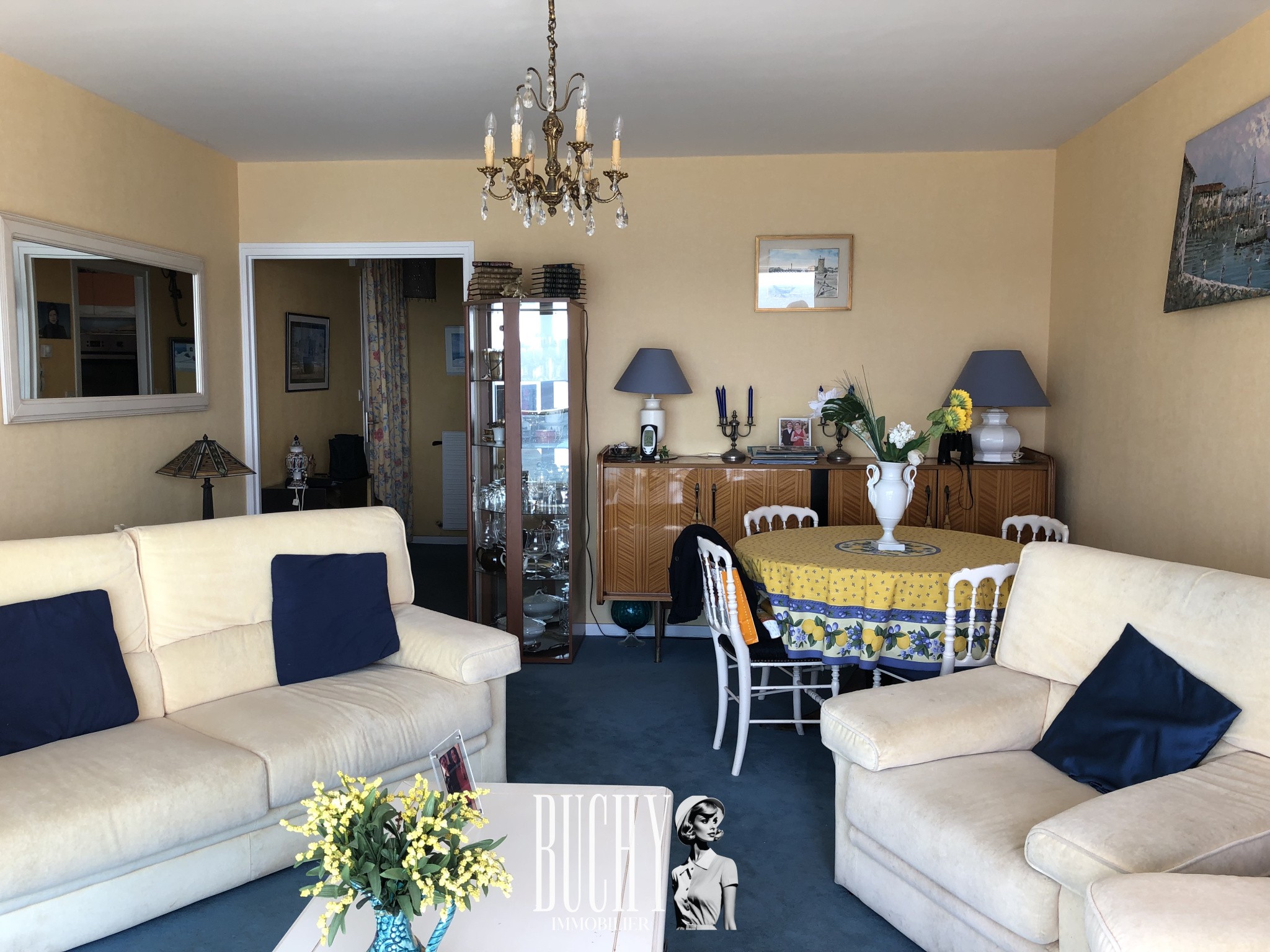 Appartement à vendre à Les sables d olonne, 927 m², 3 pièces – photo 2 sur 2