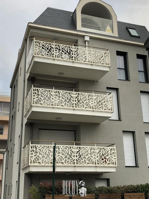 Appartement à vendre à Les sables d olonne, 937 m², 2 pièces – photo 1 sur 5