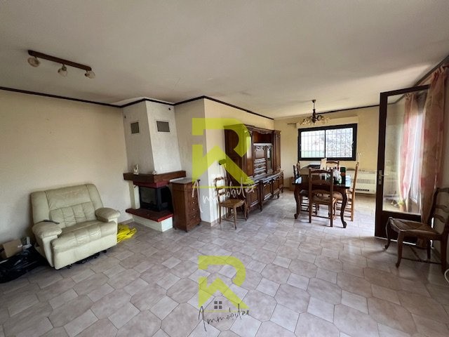 Maison à vendre à Florensac, 500 m², 4 pièces – photo 2 sur 8