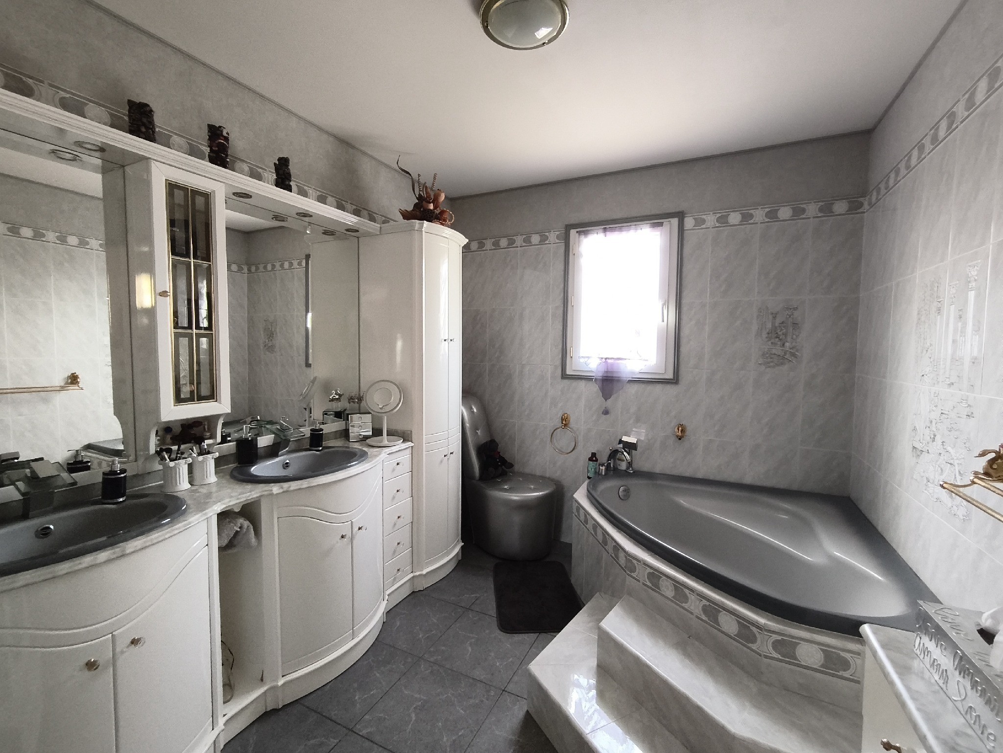 Belle maison avec piscine et grand jardin — photo 8