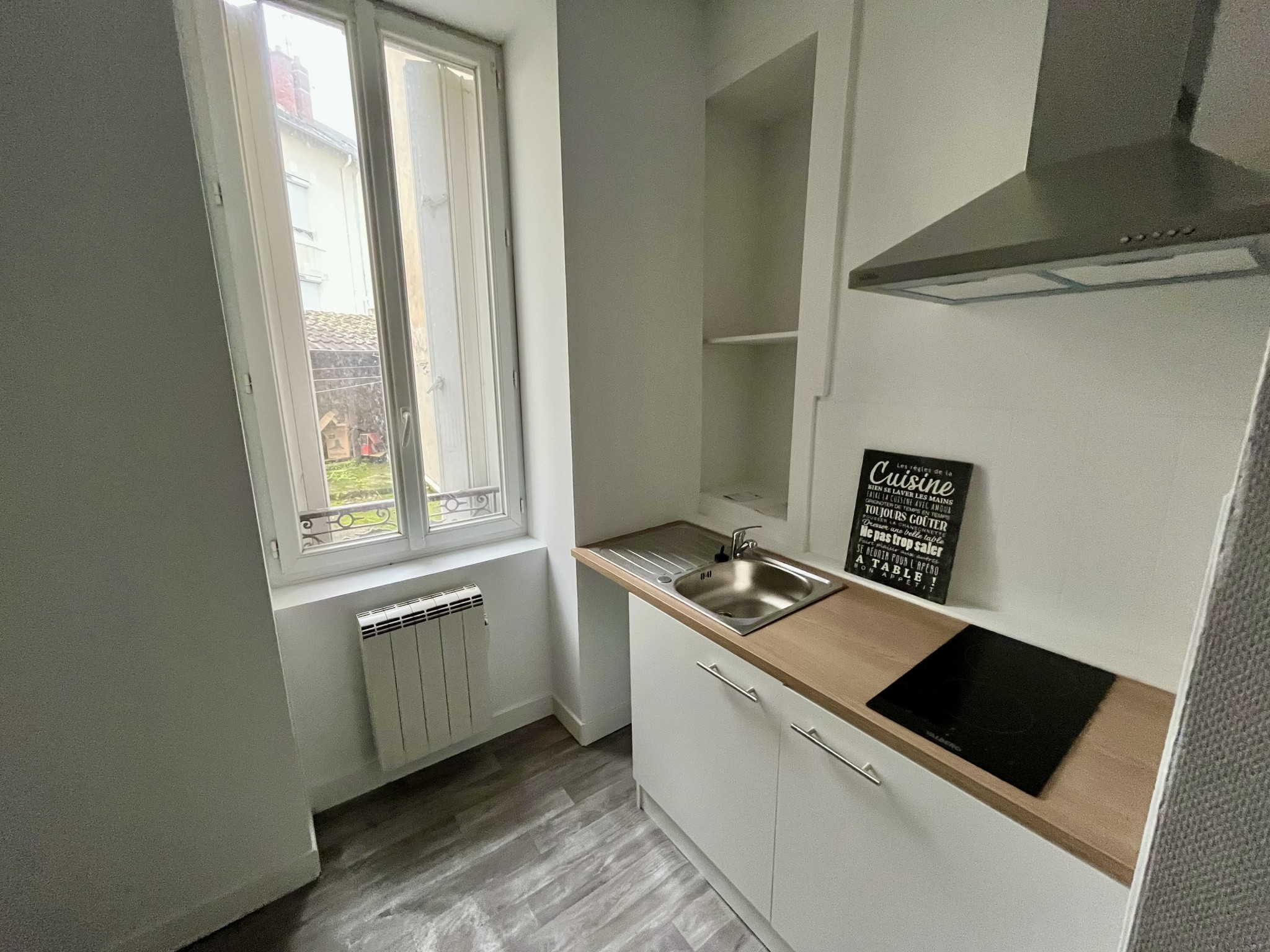 Immeuble à vendre à Limoges, 220 m² – photo 1 sur 10