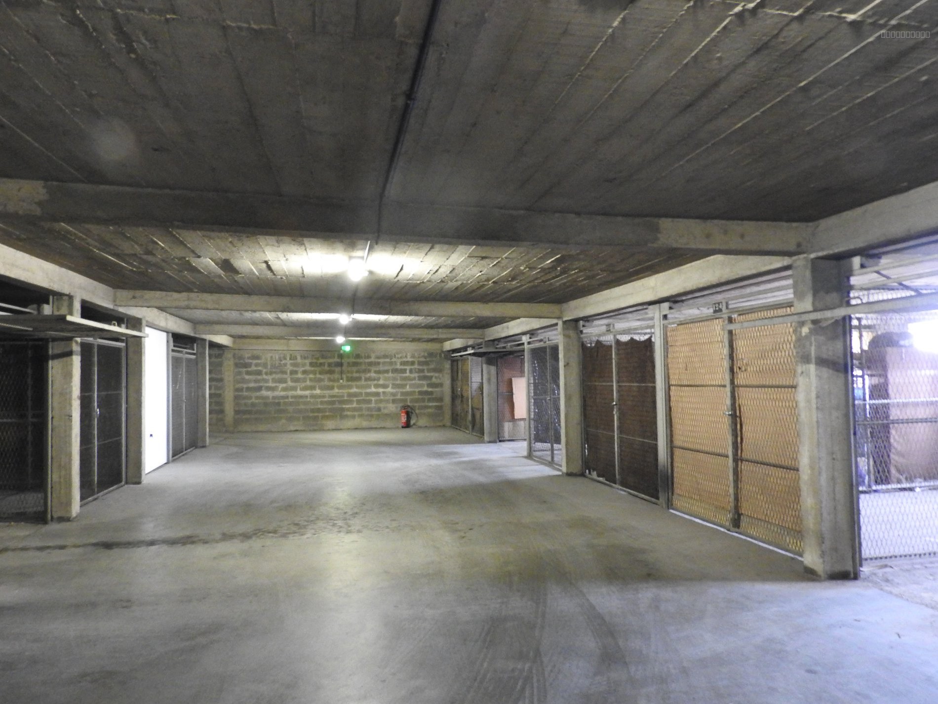 Garage à louer à Limoges, 1 100 m² – photo 3 sur 4