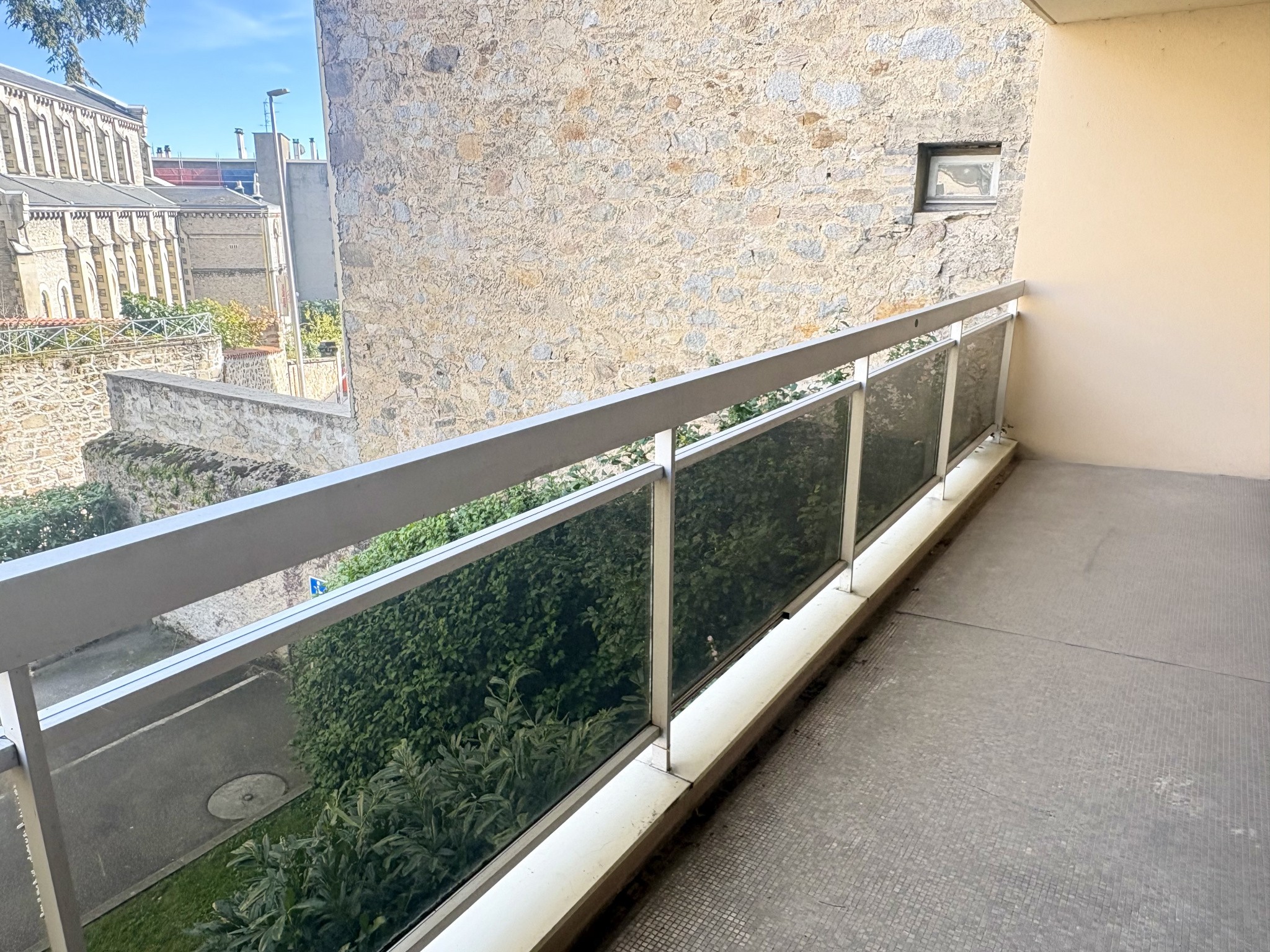 Appartement à vendre à Limoges, 97 m², 4 pièces – photo 2 sur 12