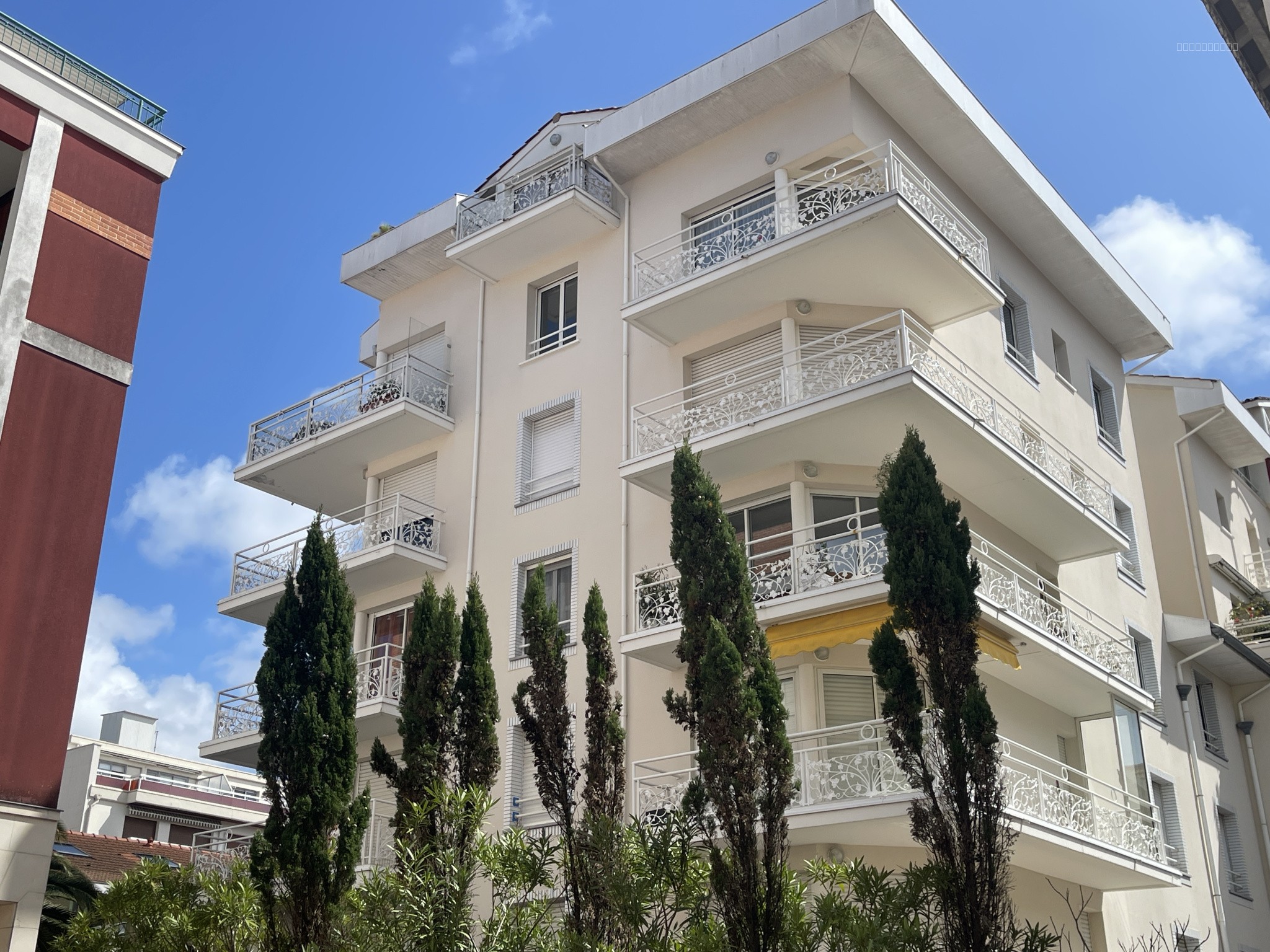 Appartement à vendre à Arcachon, 600 m², 3 pièces – photo 1 sur 8