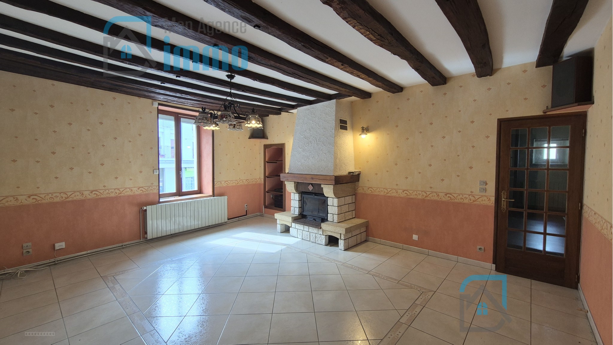 Appartement à vendre à Mehun sur yevre, 23 m², 5 pièces – photo 2 sur 9