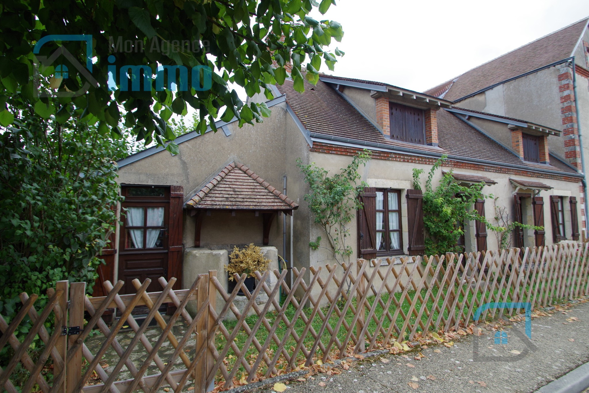 Maison à vendre à Reuilly, 700 m², 4 pièces – photo 1 sur 10