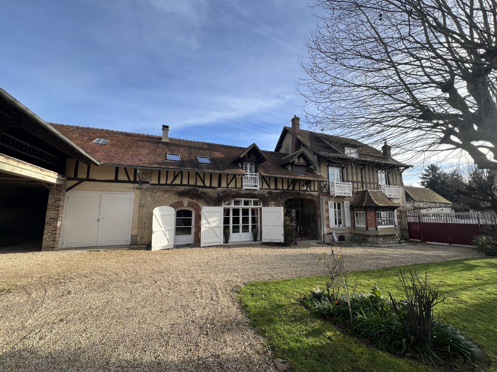 Maison à vendre à Chaumont en vexin, 282 m², 9 pièces – photo 2 sur 20