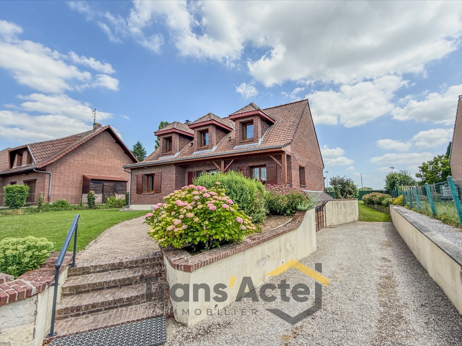 Maison à vendre à Beaurains, 45 m², 6 pièces – photo 1 sur 20