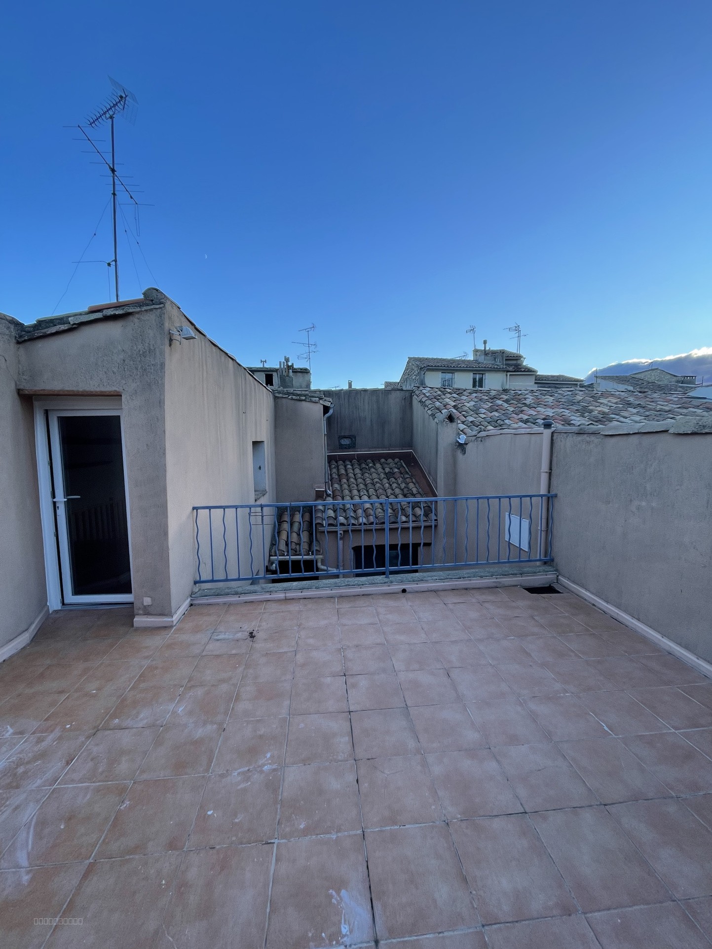 Bien immobilier à louer à Nimes, 91,72 m², 4 pièces – photo 2 sur 13