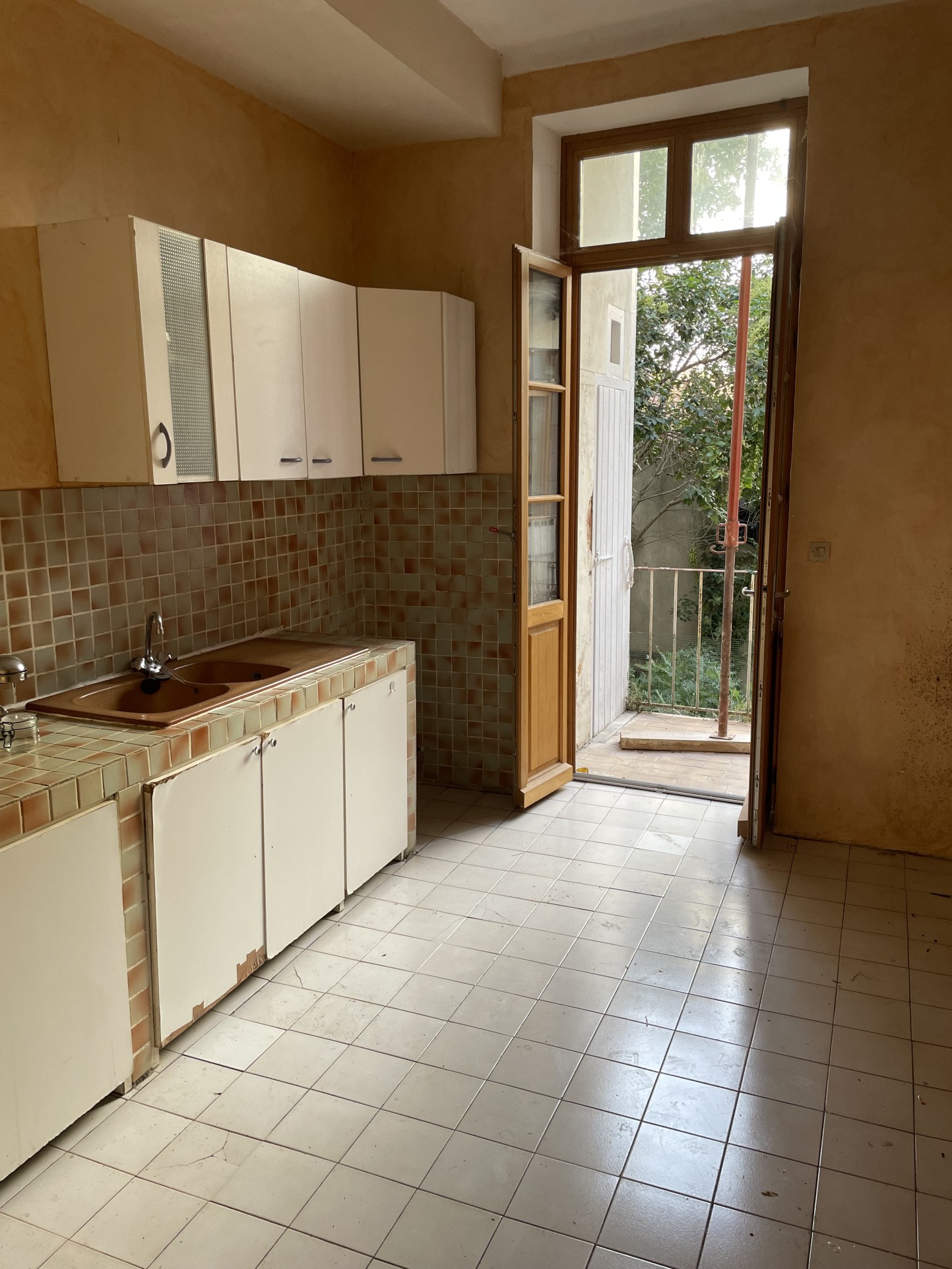 Appartement à vendre à Nimes, 61,83 m², 3 pièces – photo 2 sur 9