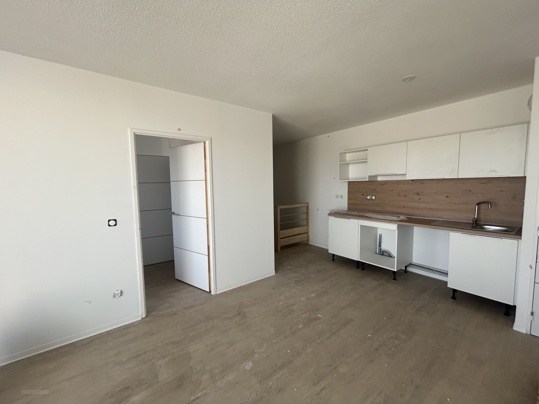 Appartement à louer à Nimes, 41 m², 2 pièces – photo 2 sur 10