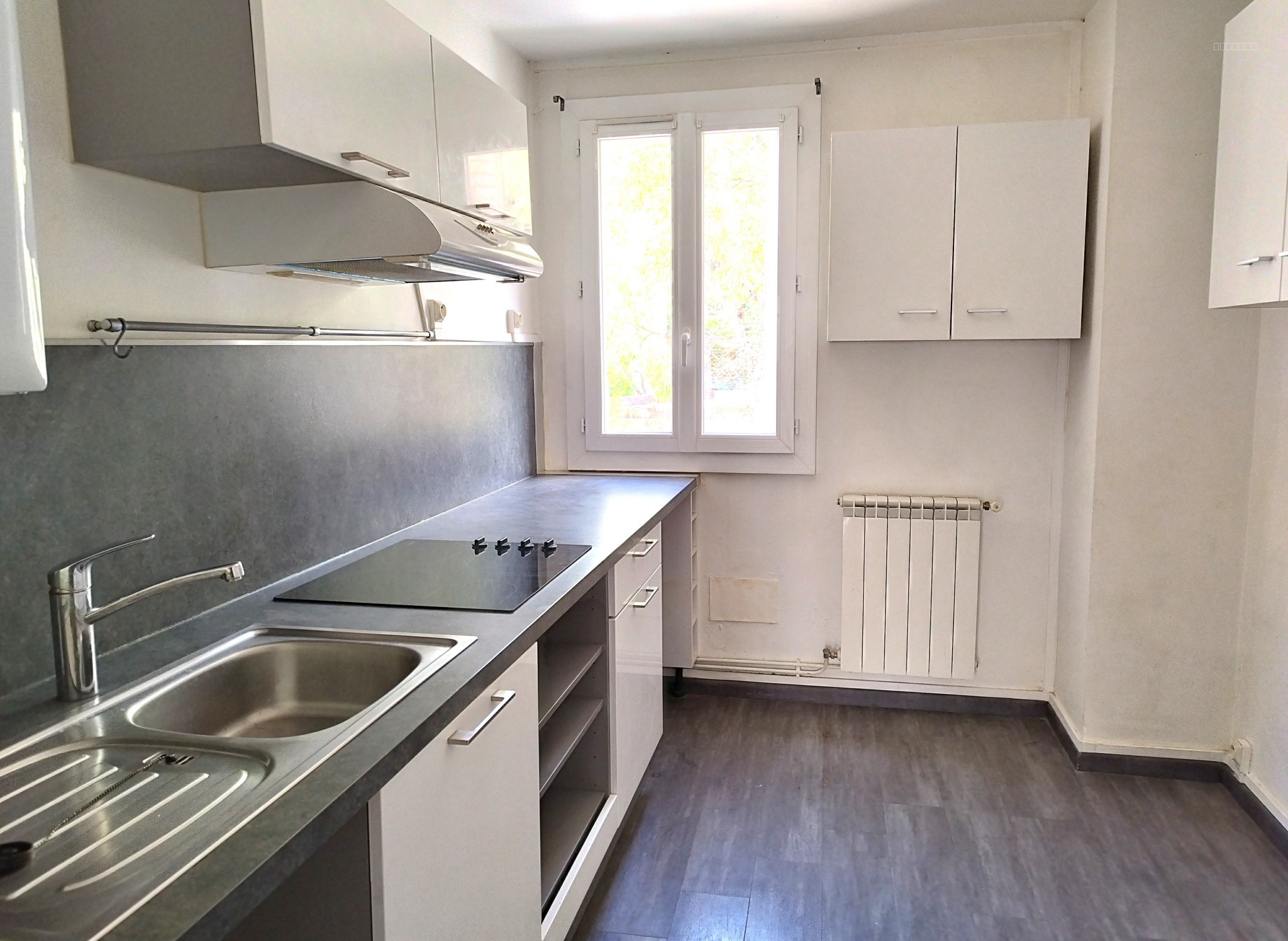 Appartement à vendre à Nimes, 60 m², 3 pièces – photo 1 sur 5