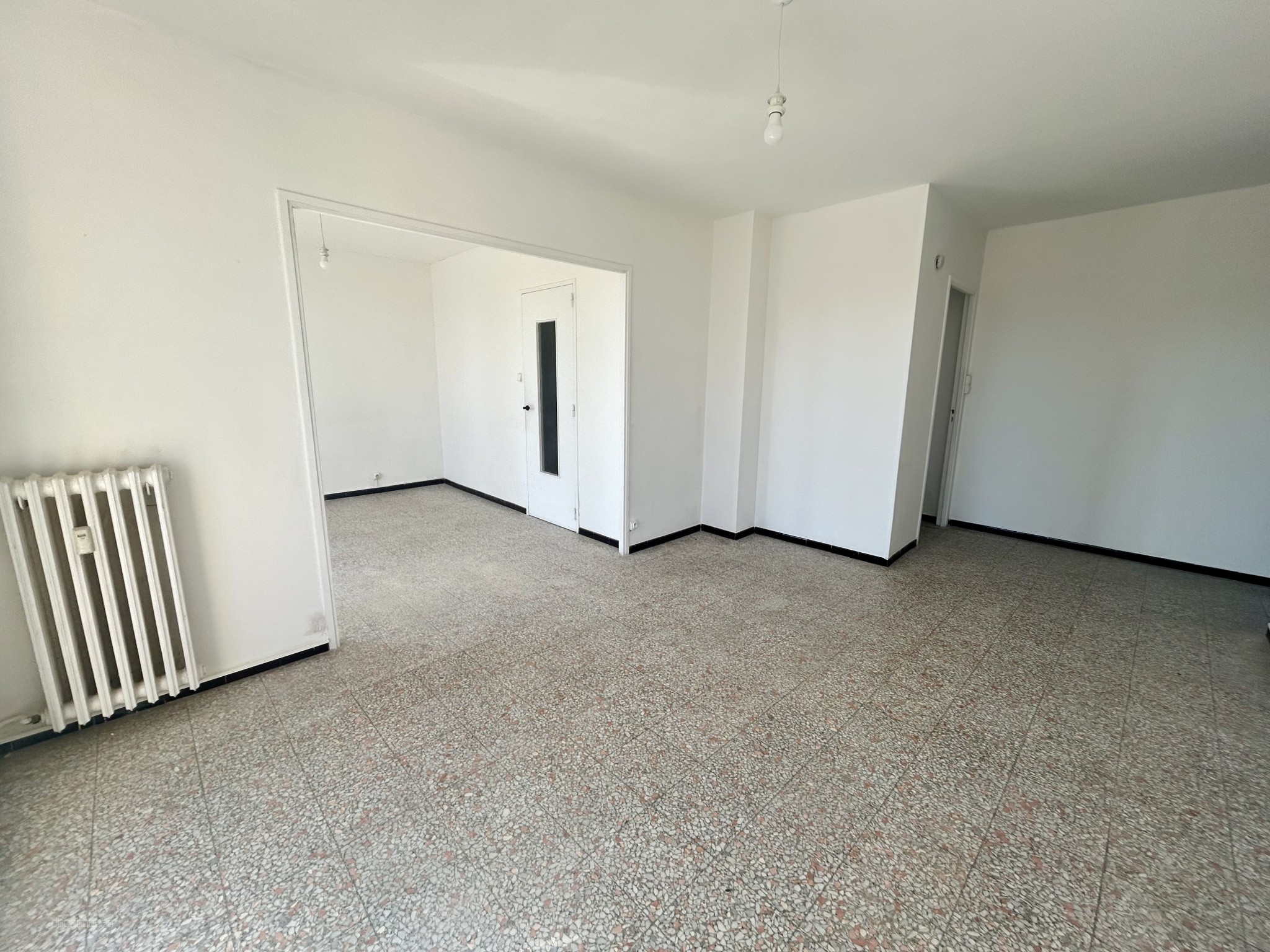 Appartement à vendre à Nimes, 64 m², 3 pièces – photo 2 sur 10