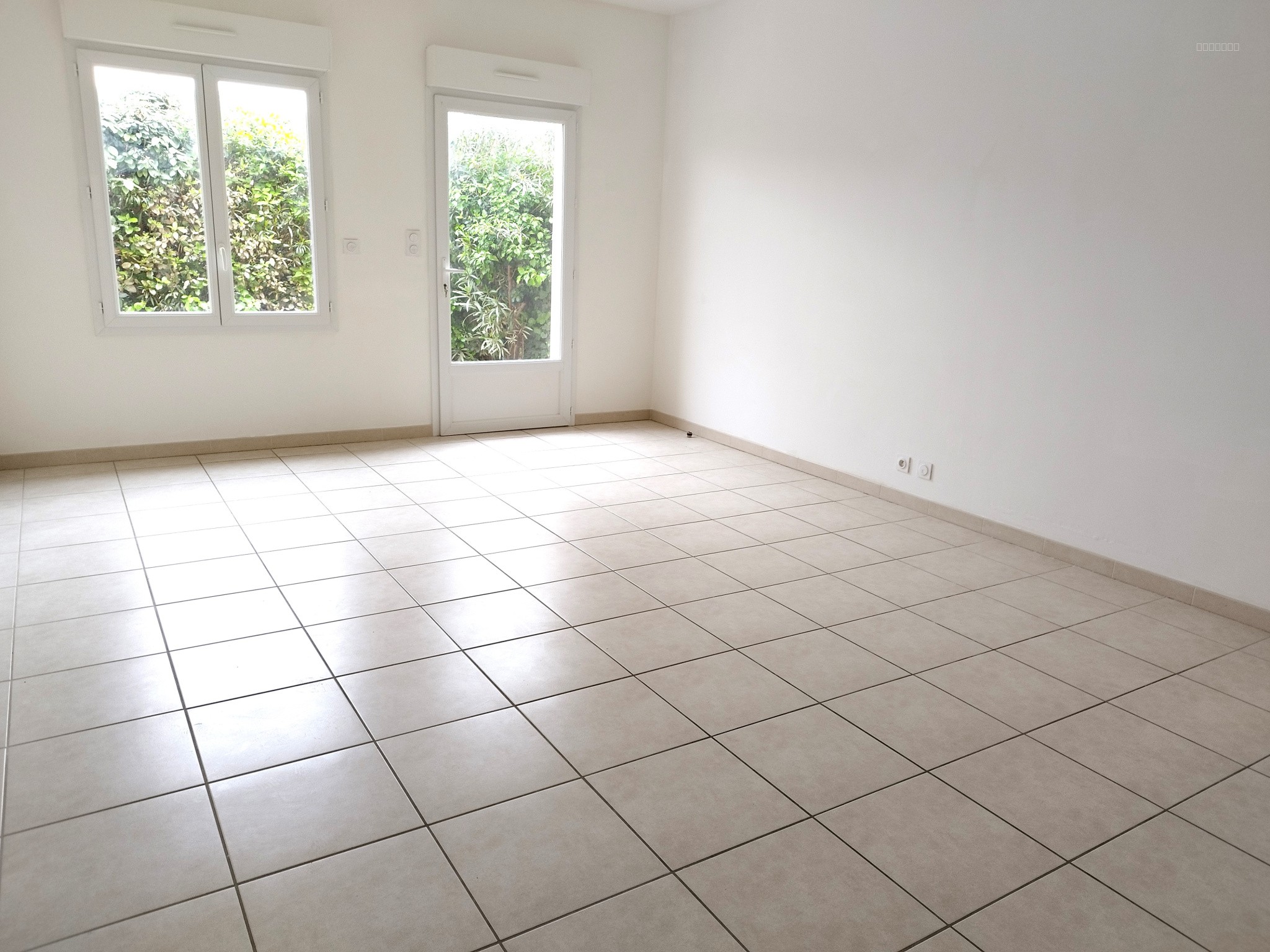 Bien immobilier à louer à Marguerittes, 110 m², 5 pièces – photo 3 sur 8