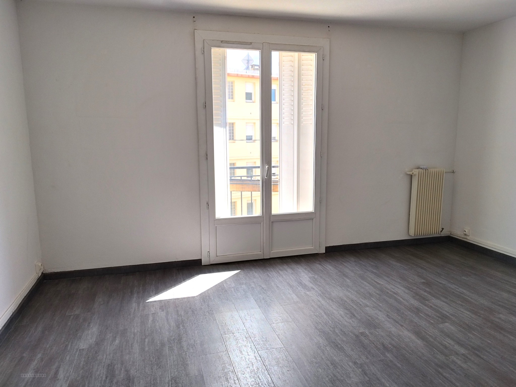 Appartement à vendre à Nimes, 60 m², 3 pièces – photo 2 sur 5