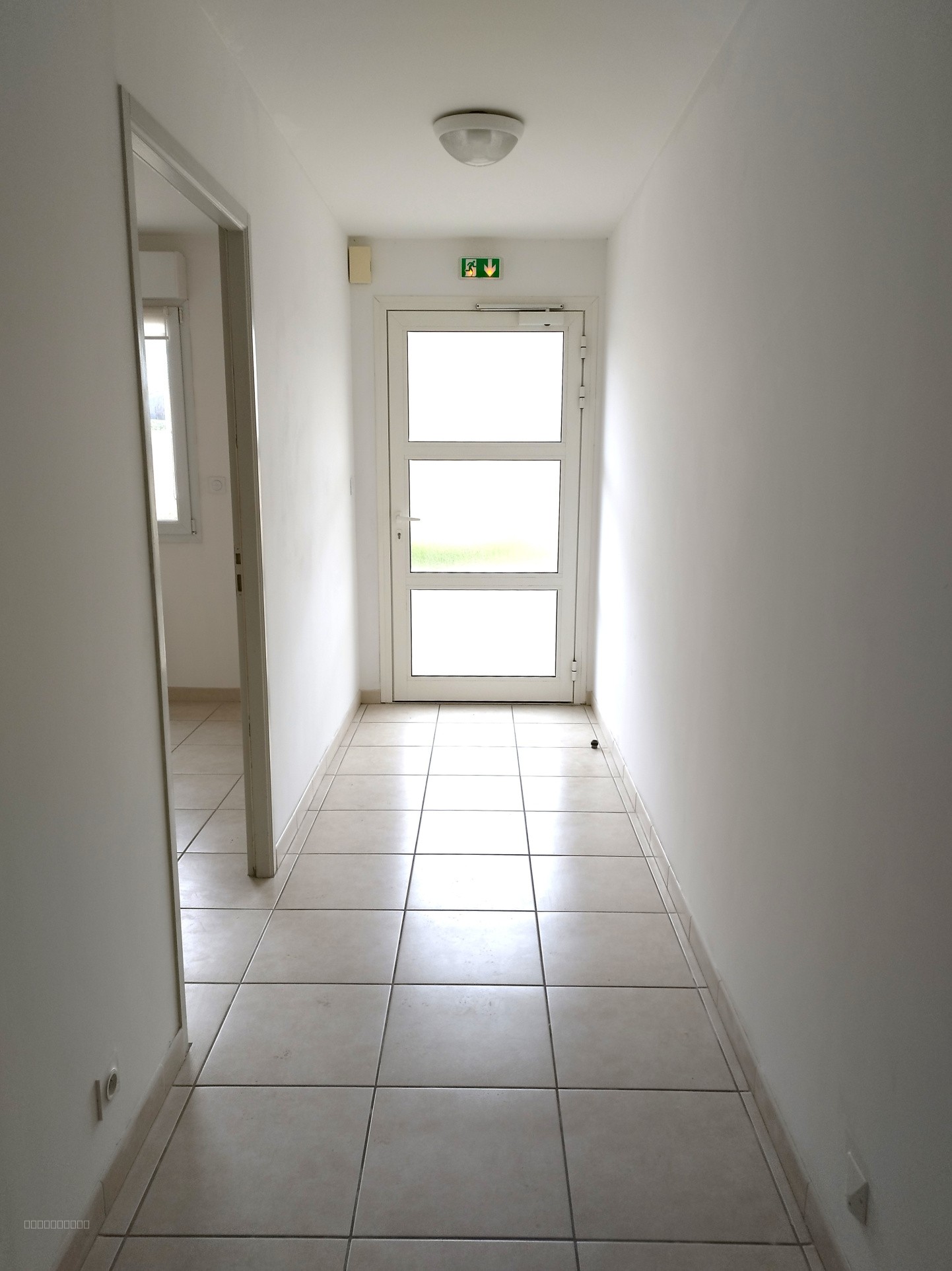 Bien immobilier à louer à Marguerittes, 110 m², 5 pièces – photo 2 sur 8