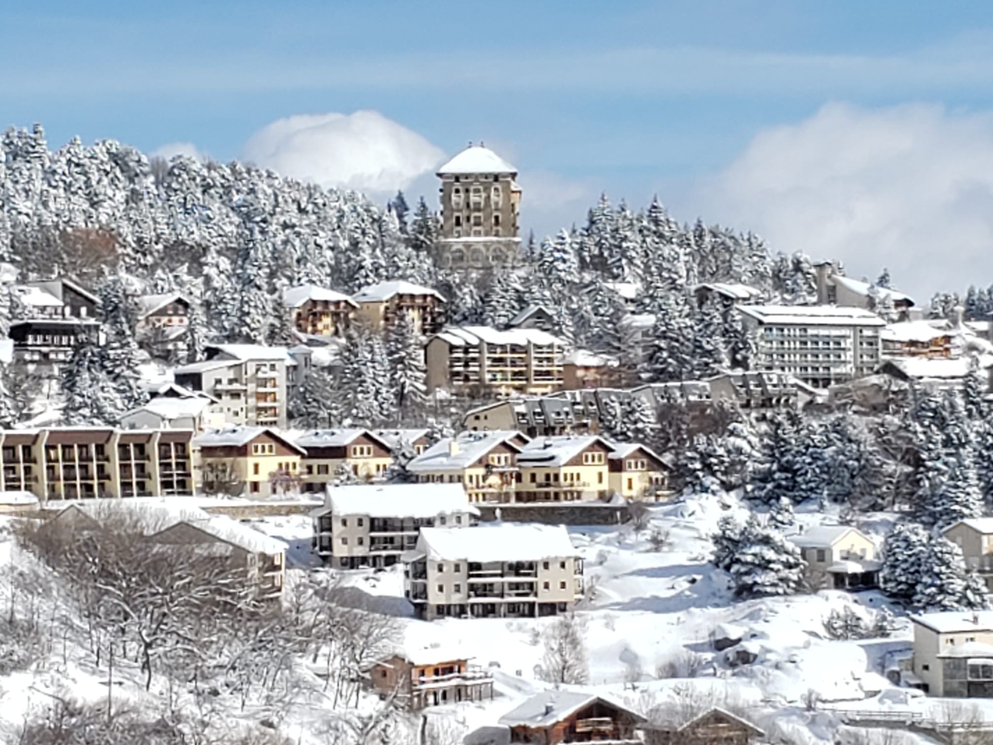 Appartement à vendre à Font romeu odeillo via, 65,6 m², 3 pièces – photo 1 sur 12