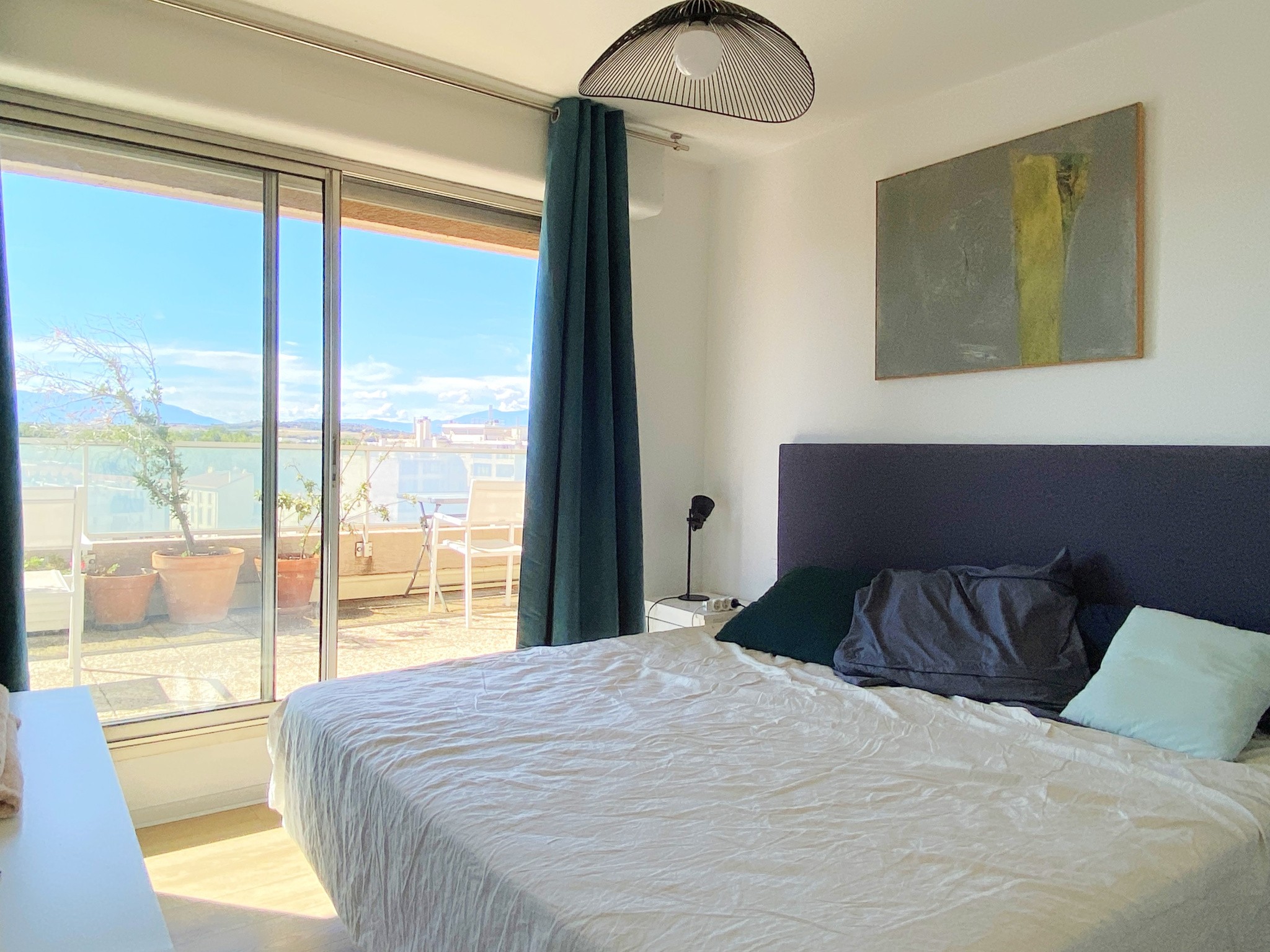 UN APPARTEMENT AU DERNIER ETAGE, AVEC TERRASSE ET GARAGE, A PERPIGNAN — photo 8