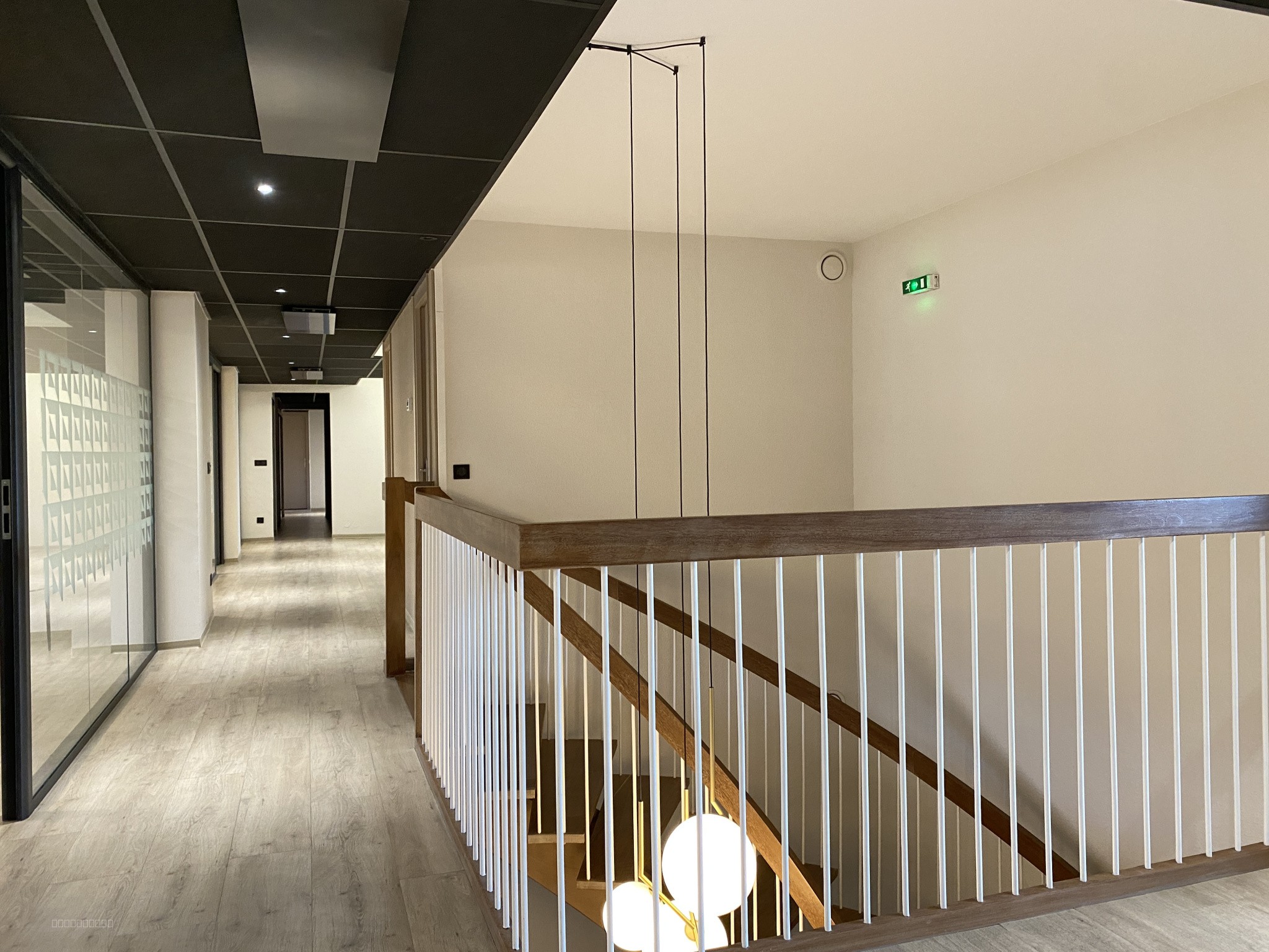 UN ENSEMBLE DE BUREAUX AMENAGES, NEUF, A PERPIGNAN — photo 14