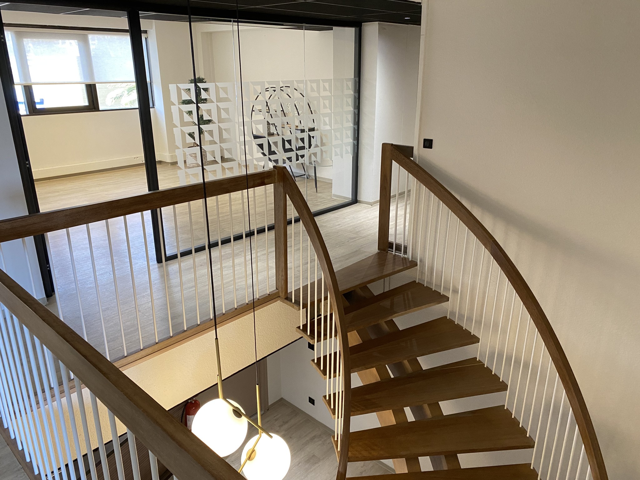 UN ENSEMBLE DE BUREAUX AMENAGES, NEUF, A PERPIGNAN — photo 6