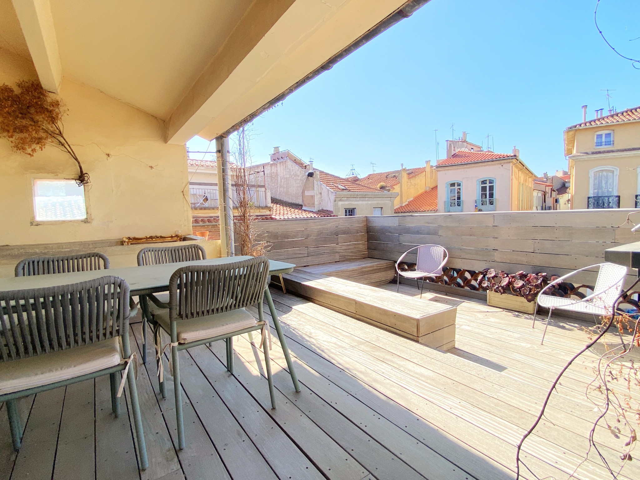 UN IMMEUBLE DE CARACTERE, A PERPIGNAN CENTRE — photo 13