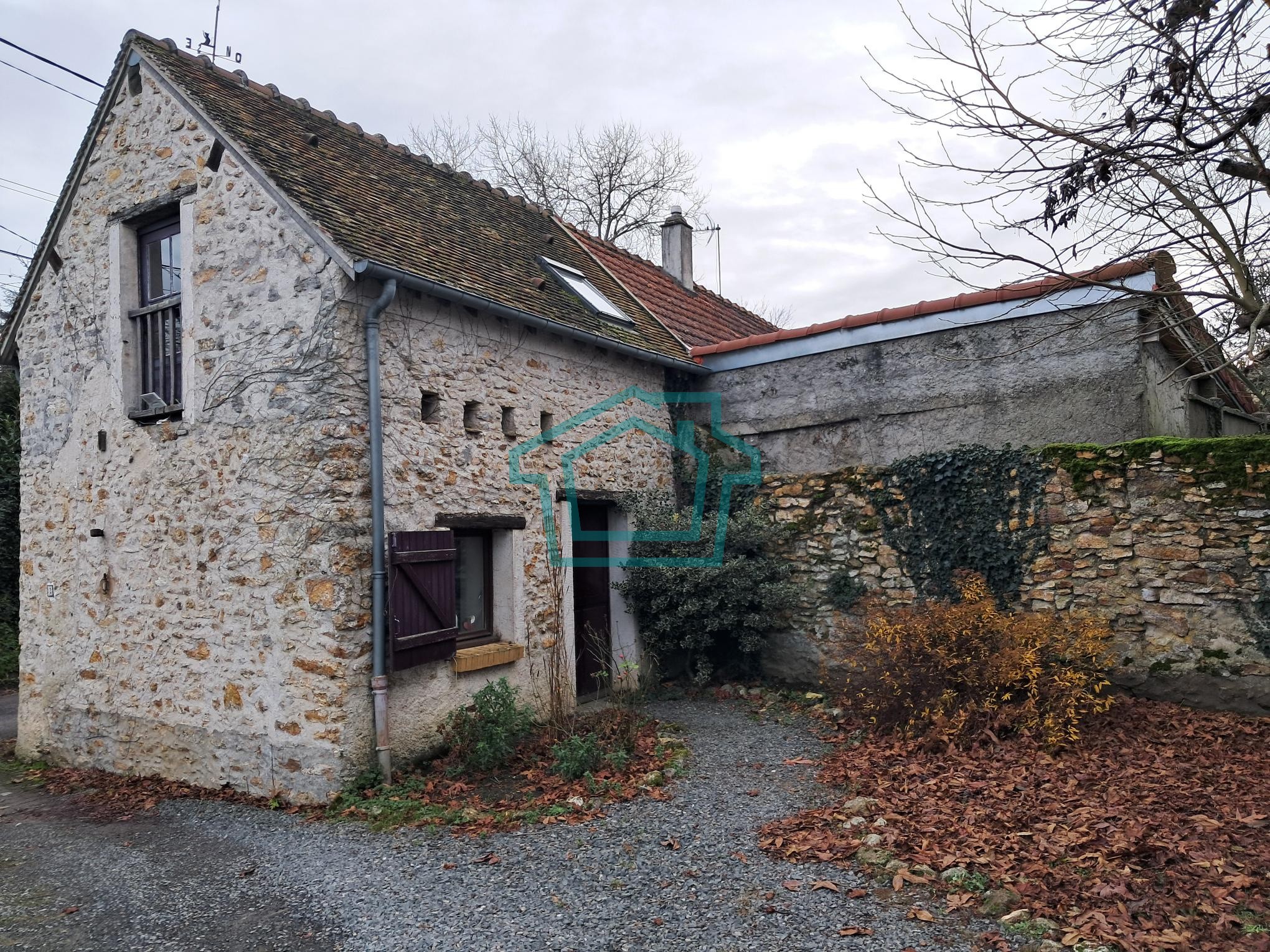 Maison ancienne - proche THOIRY 78770 — photo 3