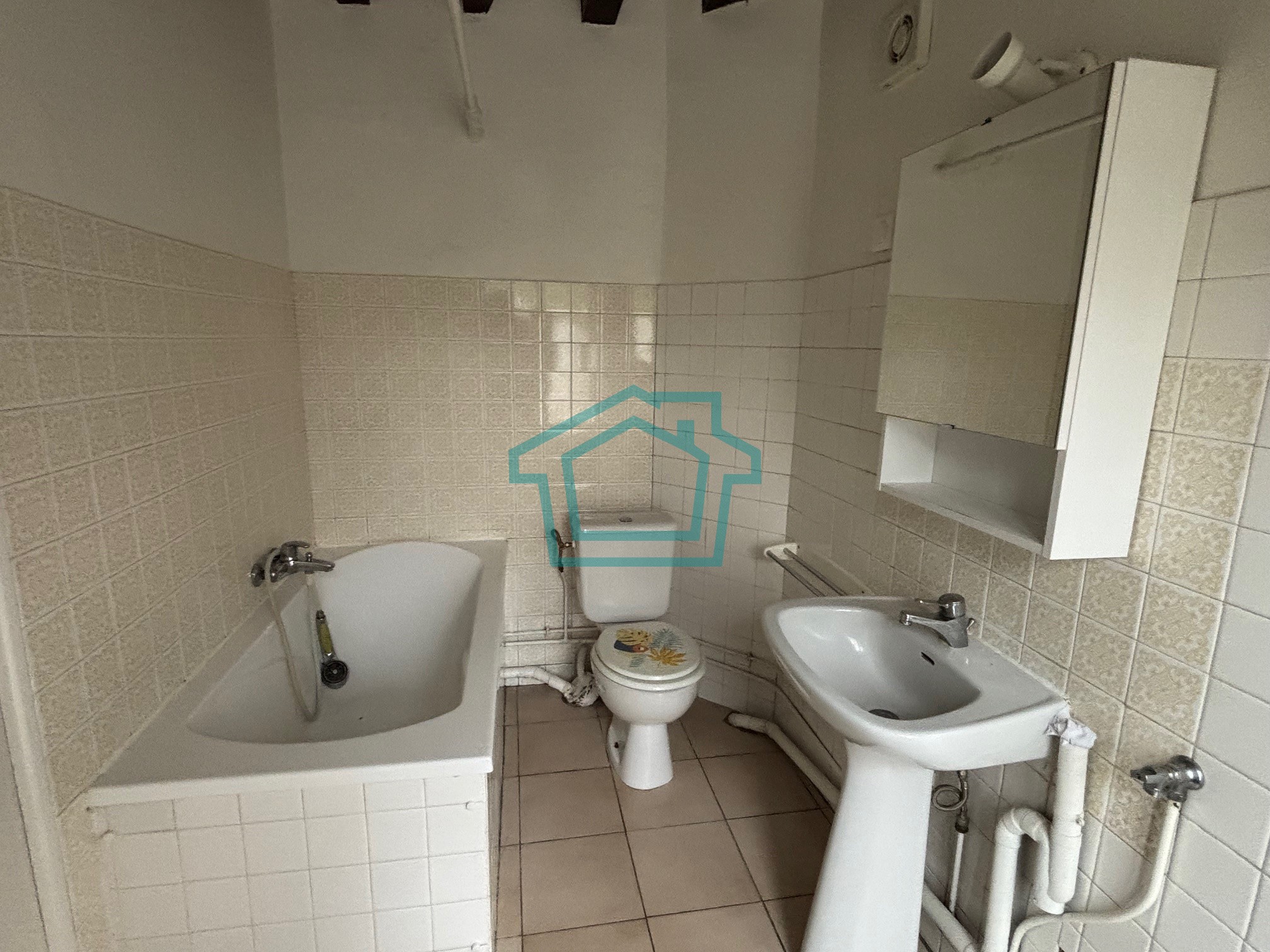 Maisonnette F2 de plain pied - LA QUEUE LES YVELINES — photo 7