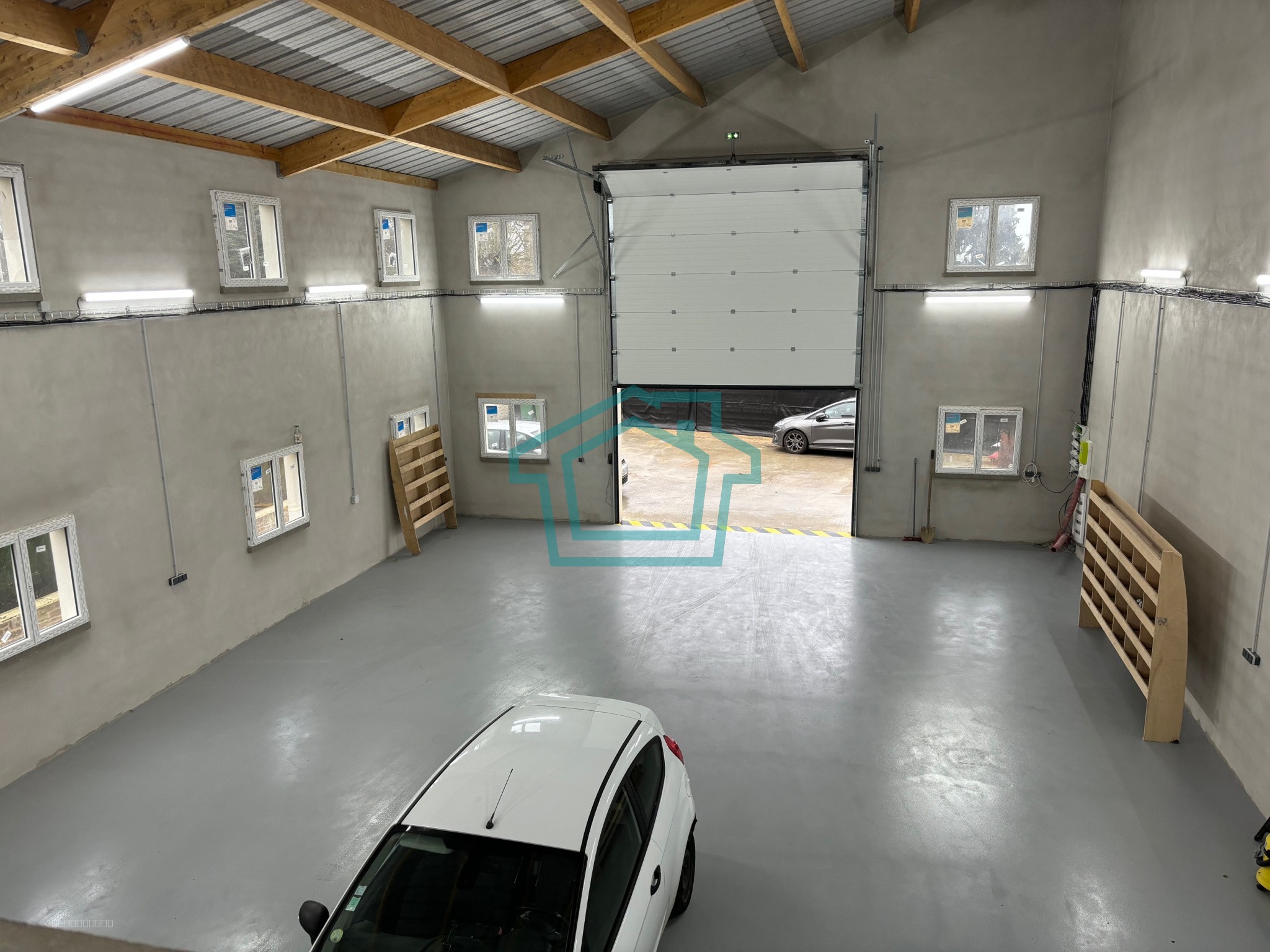 Entrepôt à louer à Garancieres, 300 m² – photo 2 sur 8